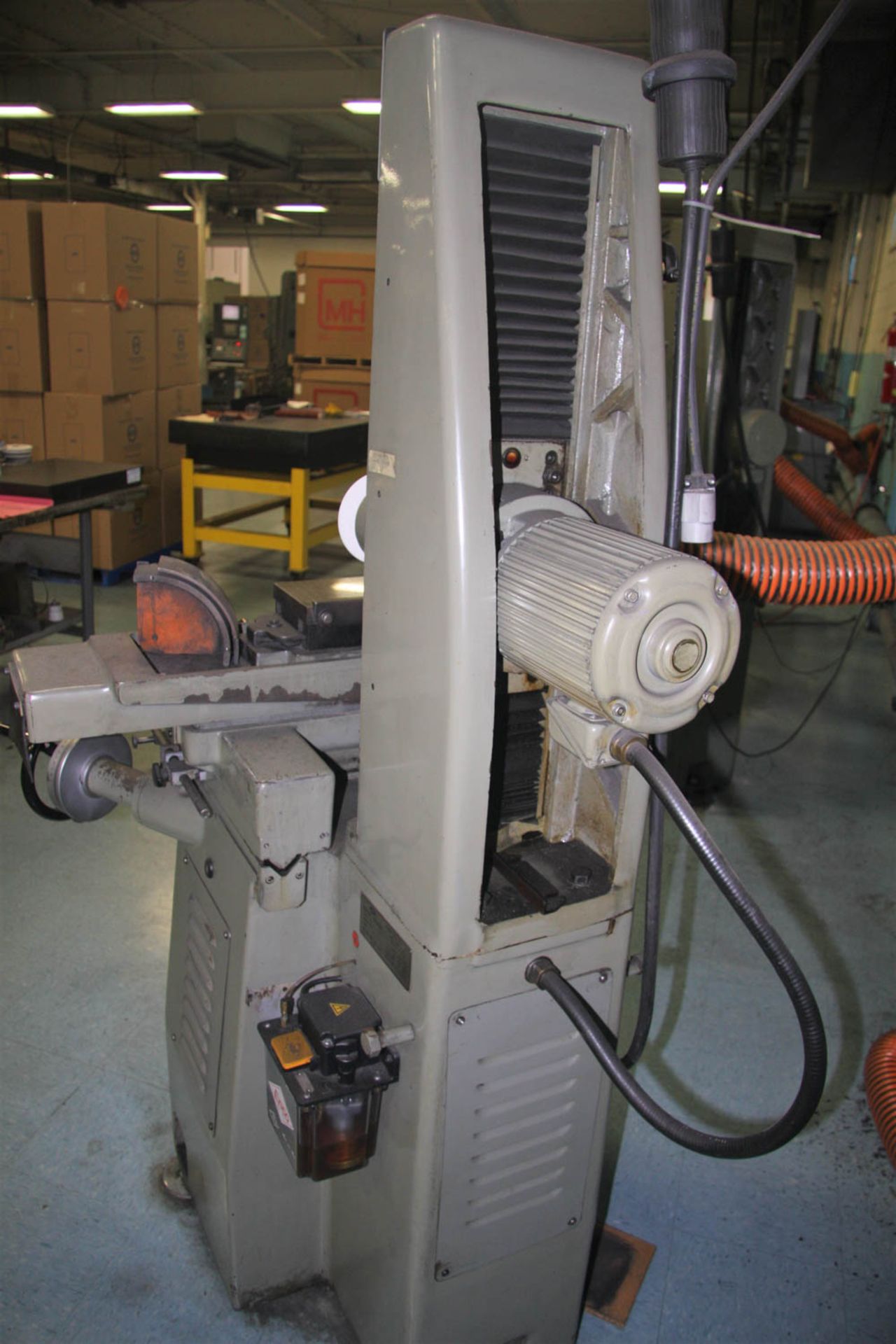 6" X 12" MITSUI MSG-200MH HAND FEED SURFACE GRINDER, 1kw, PERMANENT MAGNETIC CHUCK, S/N: - Image 3 of 4