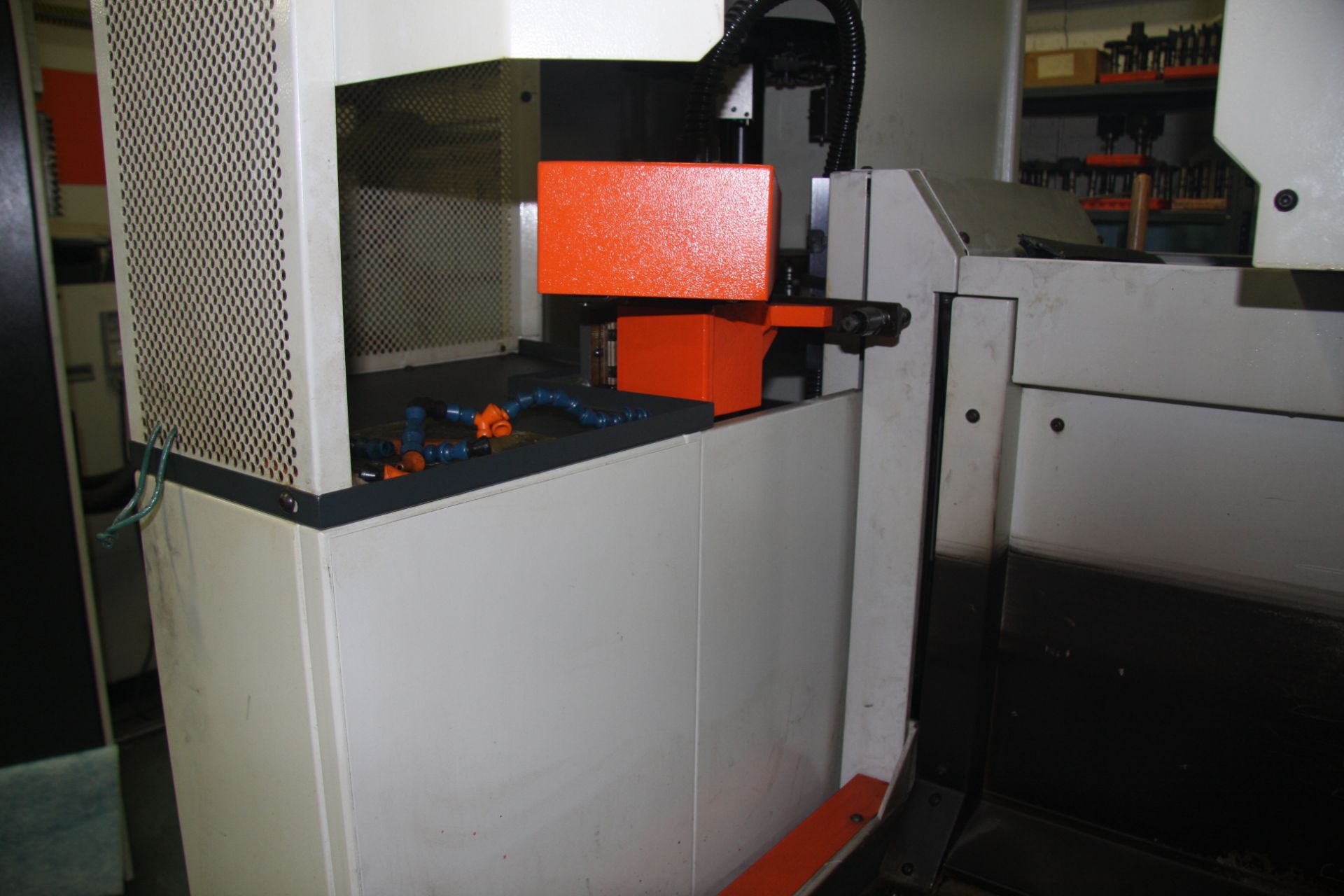 CHARMILLES ROBOFORM 51 EDM, ACCEPTS 3R TOOLING, 24-POSITION AUTOMATIC TOOL CHANGER, 16" X 24" - Image 8 of 11