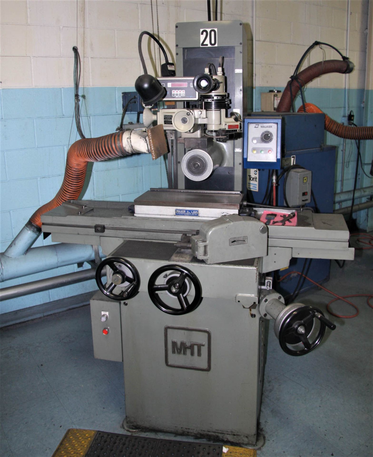 8" X 18" MITSUI MSG-250MH HAND FEED SURFACE GRINDER, WALKER CHUCK CONTROL, ELECTROMAGNETIC CHUCK,