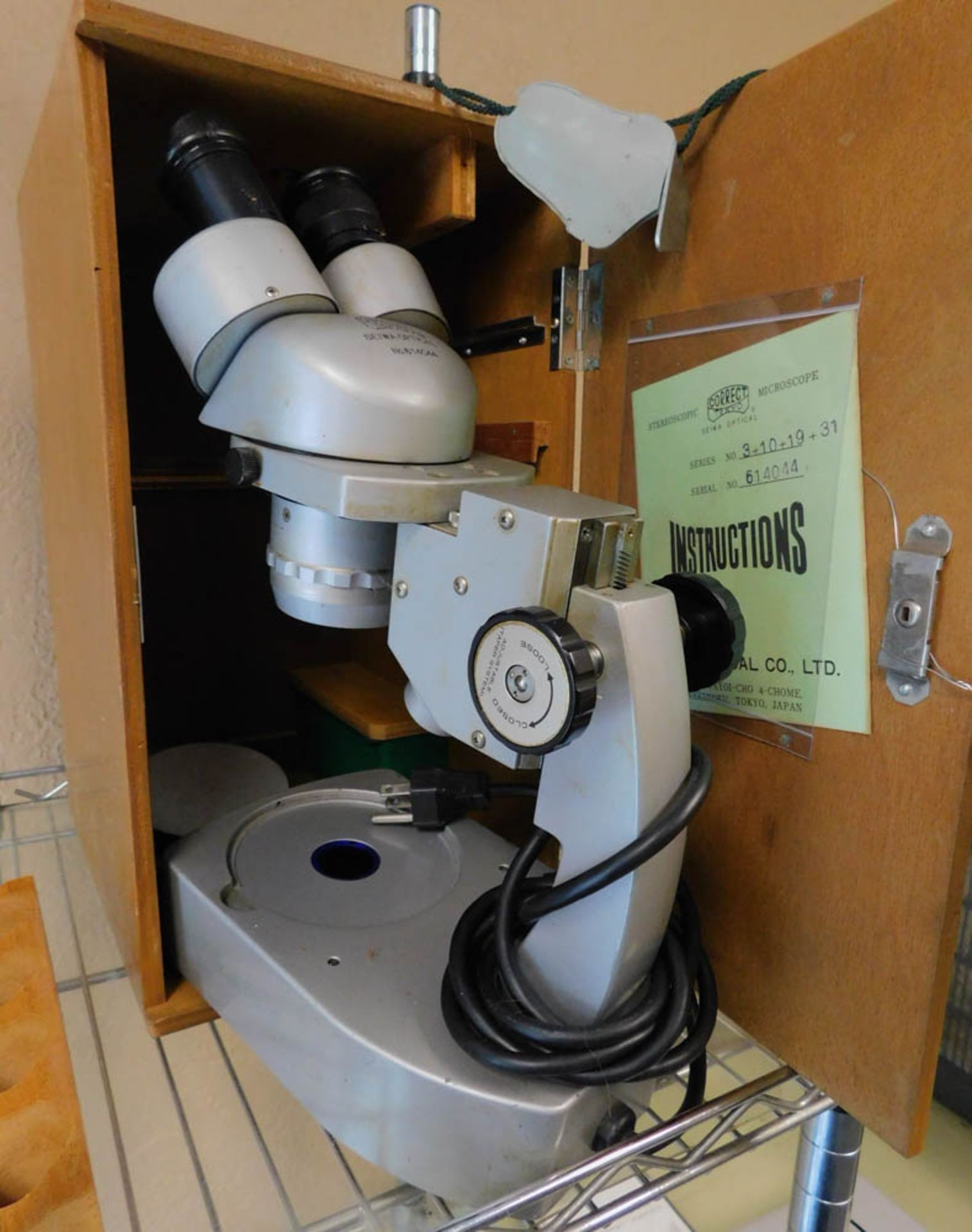 SEIWA OPTICAL MICROSCOPE - Image 2 of 2