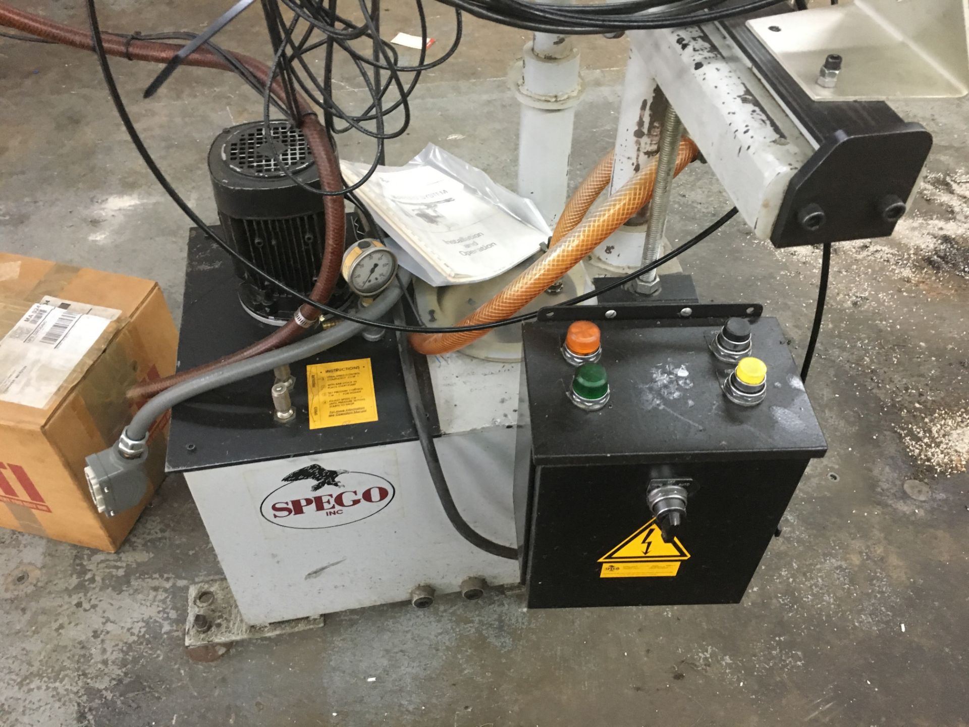 Spego "Turnamic" Hydraulic Bar Feed with Hydraulic Power Supply (Located in Hanover, MA) - Image 2 of 3