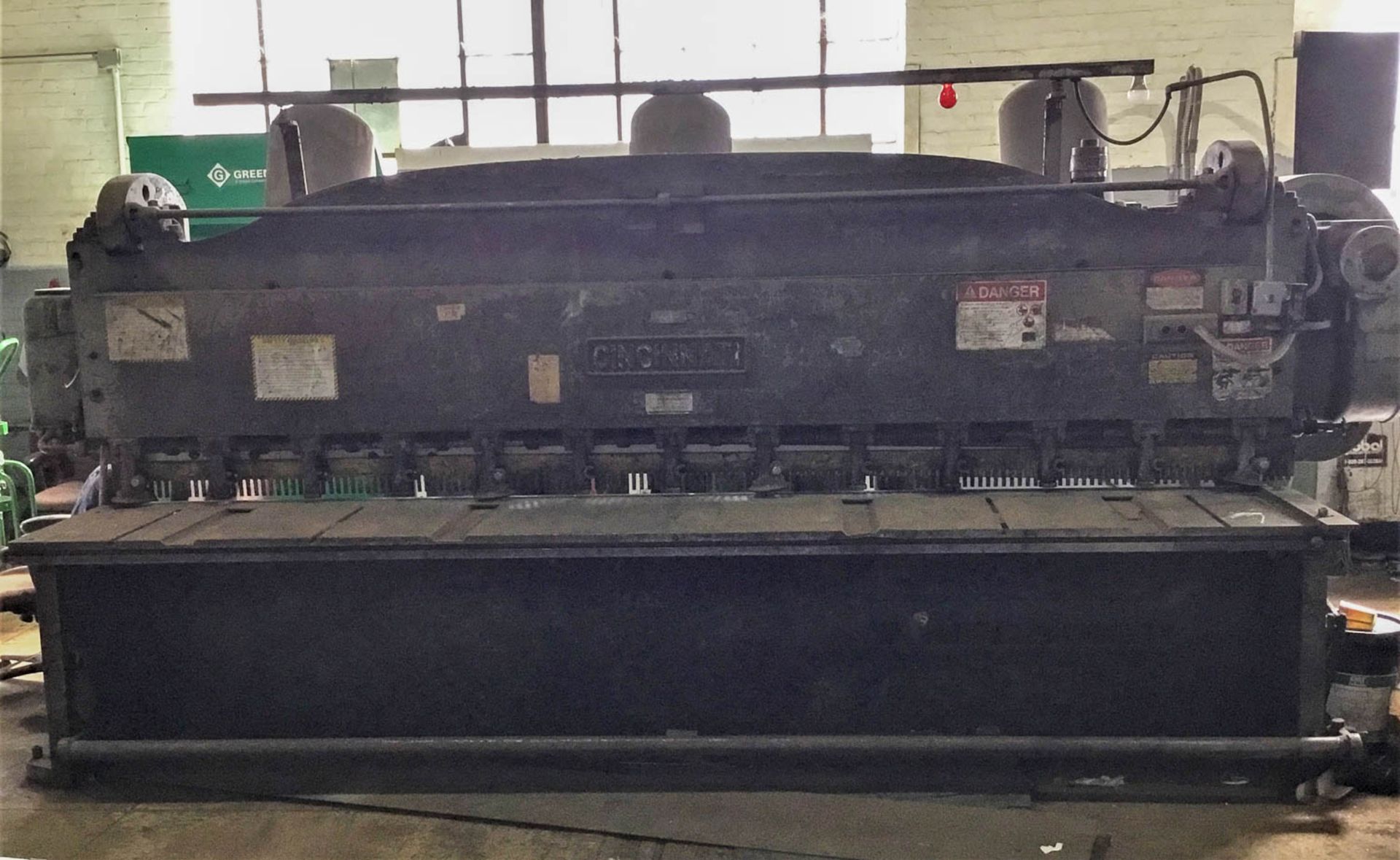 Cincinnati Mdl. 2512 12’ x 3/8” Gap Frame Mechanical Power Shear