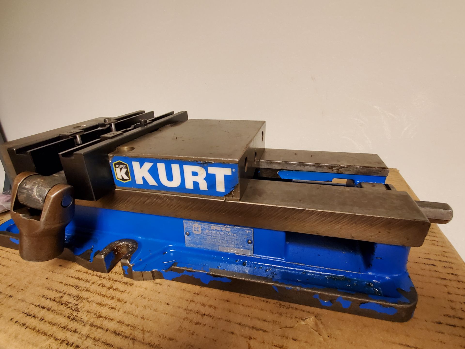 Kurt Model D675 8" Machine Vise - Image 2 of 4