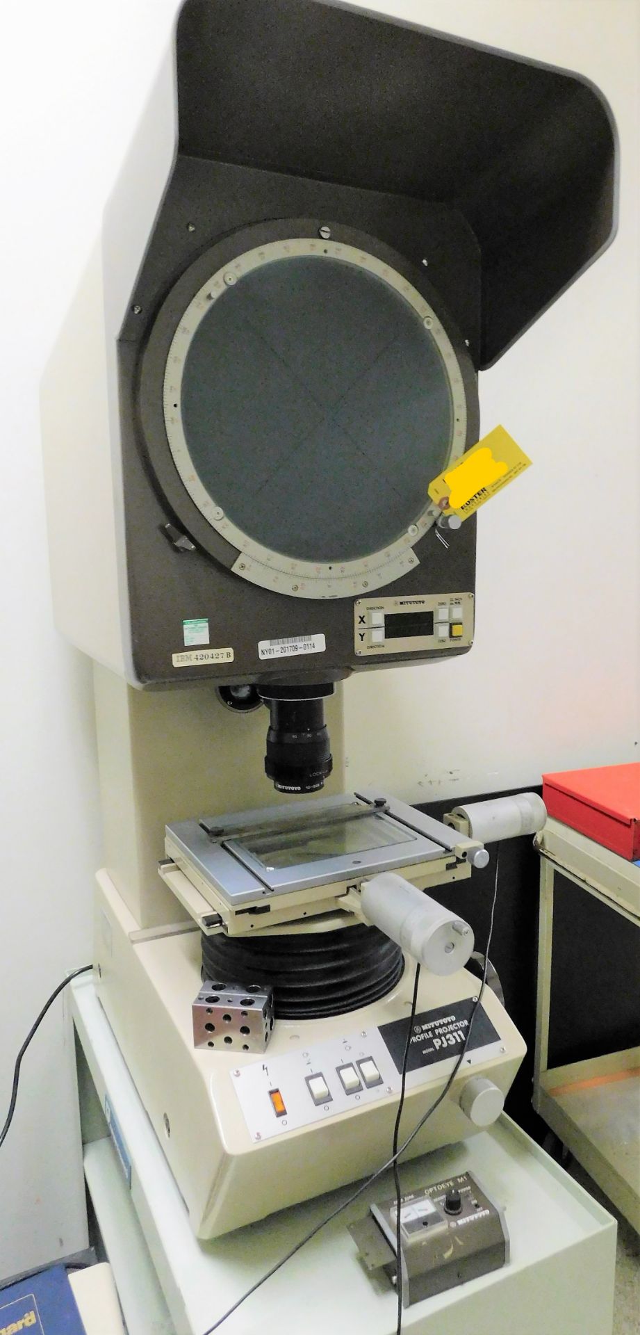 Mitutoyo Model PJ311 12" Optical Comparator - Image 2 of 3