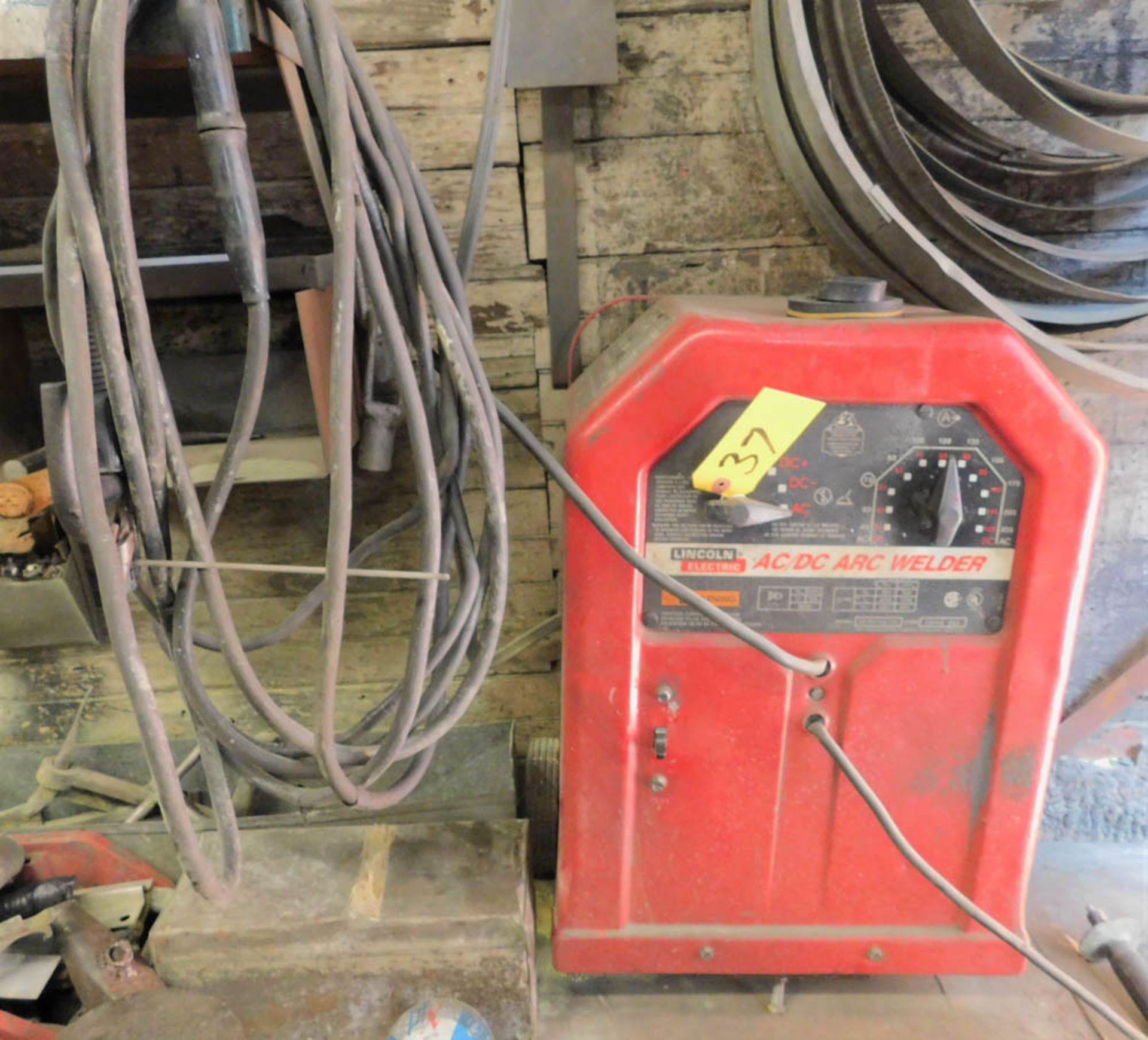 LINCOLN ELECTRIC AC/DC ARC WELDER, 225 AMP