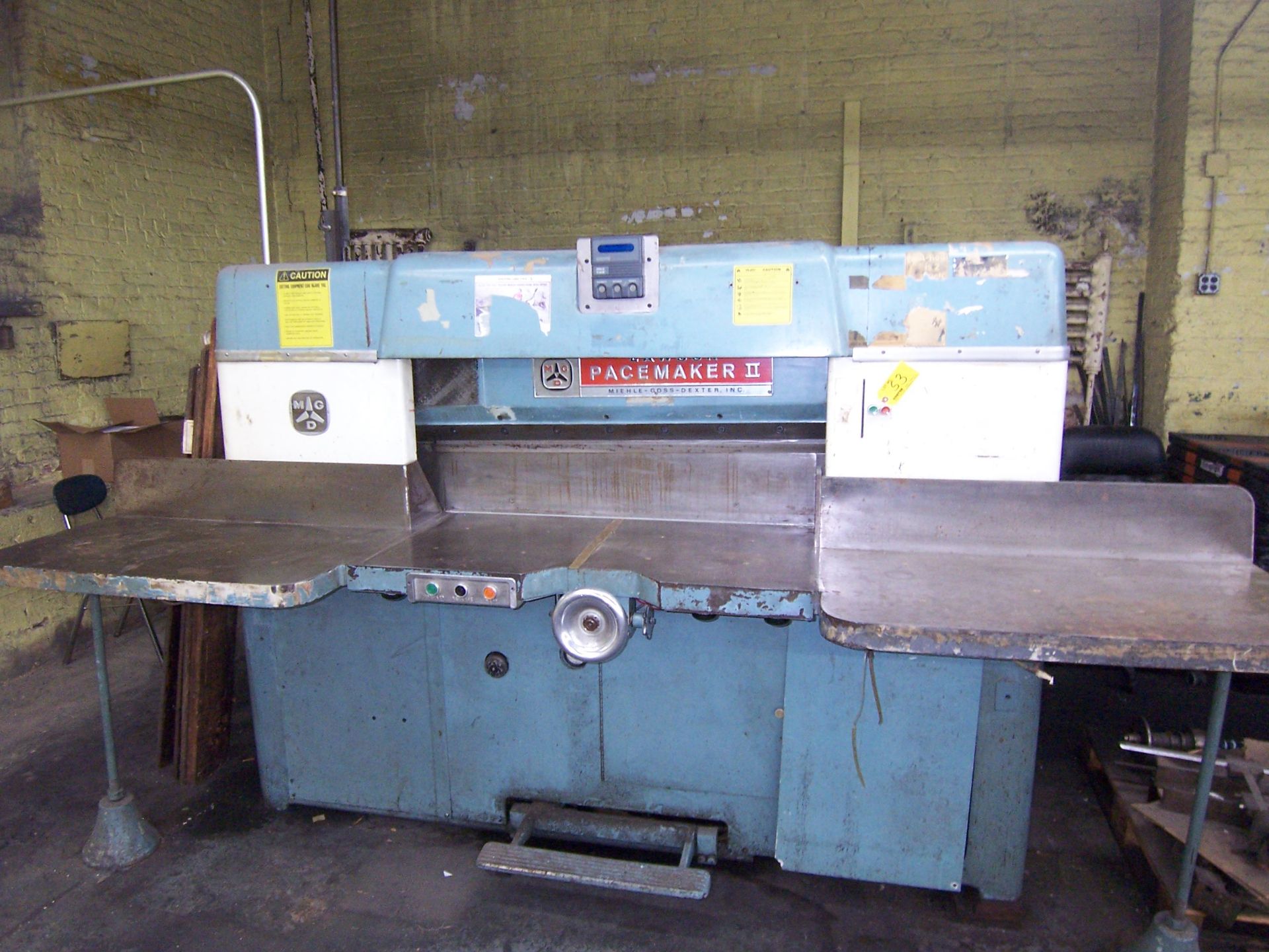 LAWSON MGD 42" PACEMAKER II GUILLOTINE SHEAR WITH MICRO TRACK DIGITAL BACK GAUGE, S/N: CA1559