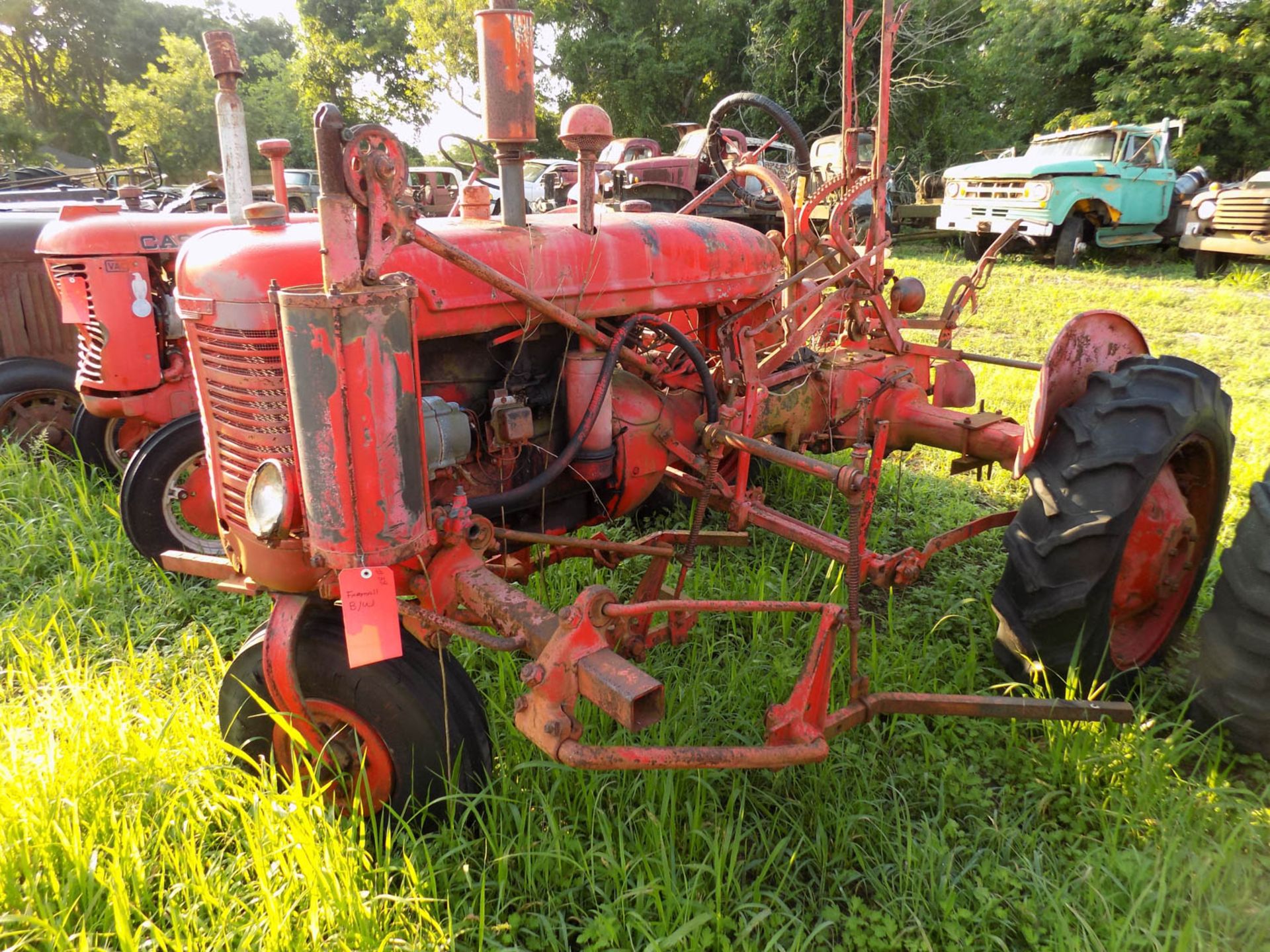 FARMALL BW