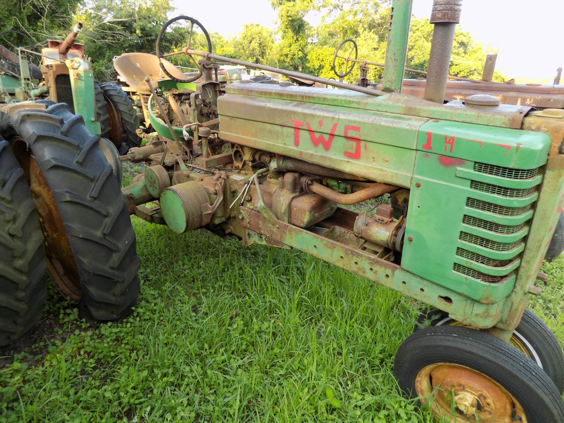 JOHN DEERE B EARLY ANGLE IRON FRAME - Image 2 of 2