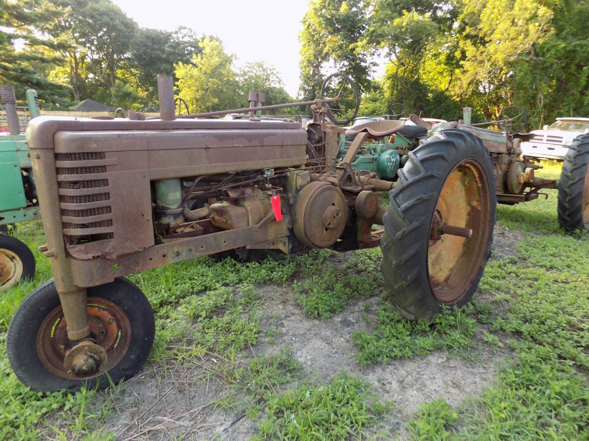 JOHN DEERE B EARLY ANGLE IRON FRAME