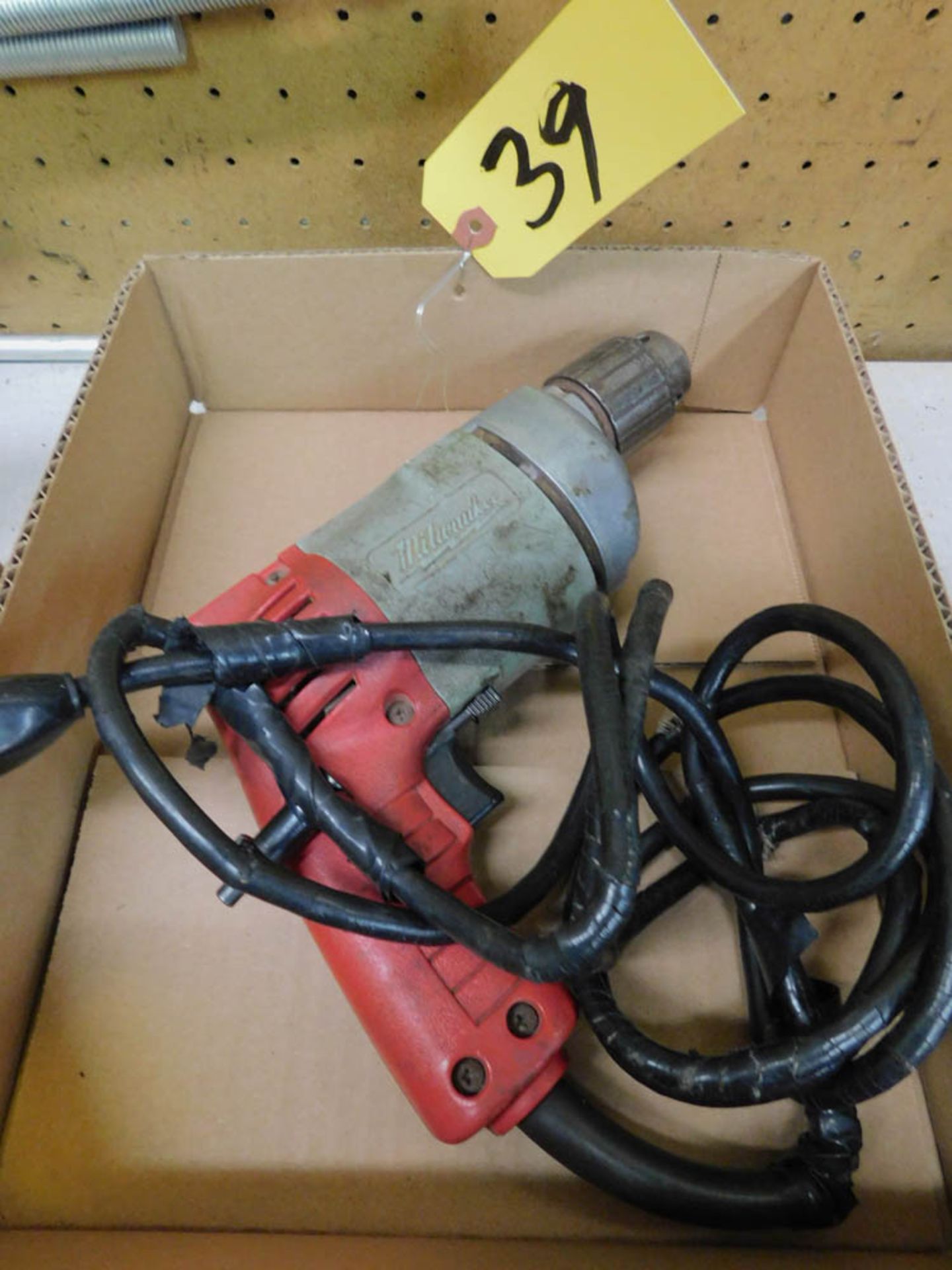 MILWAUKEE ELECTRIC DRILL