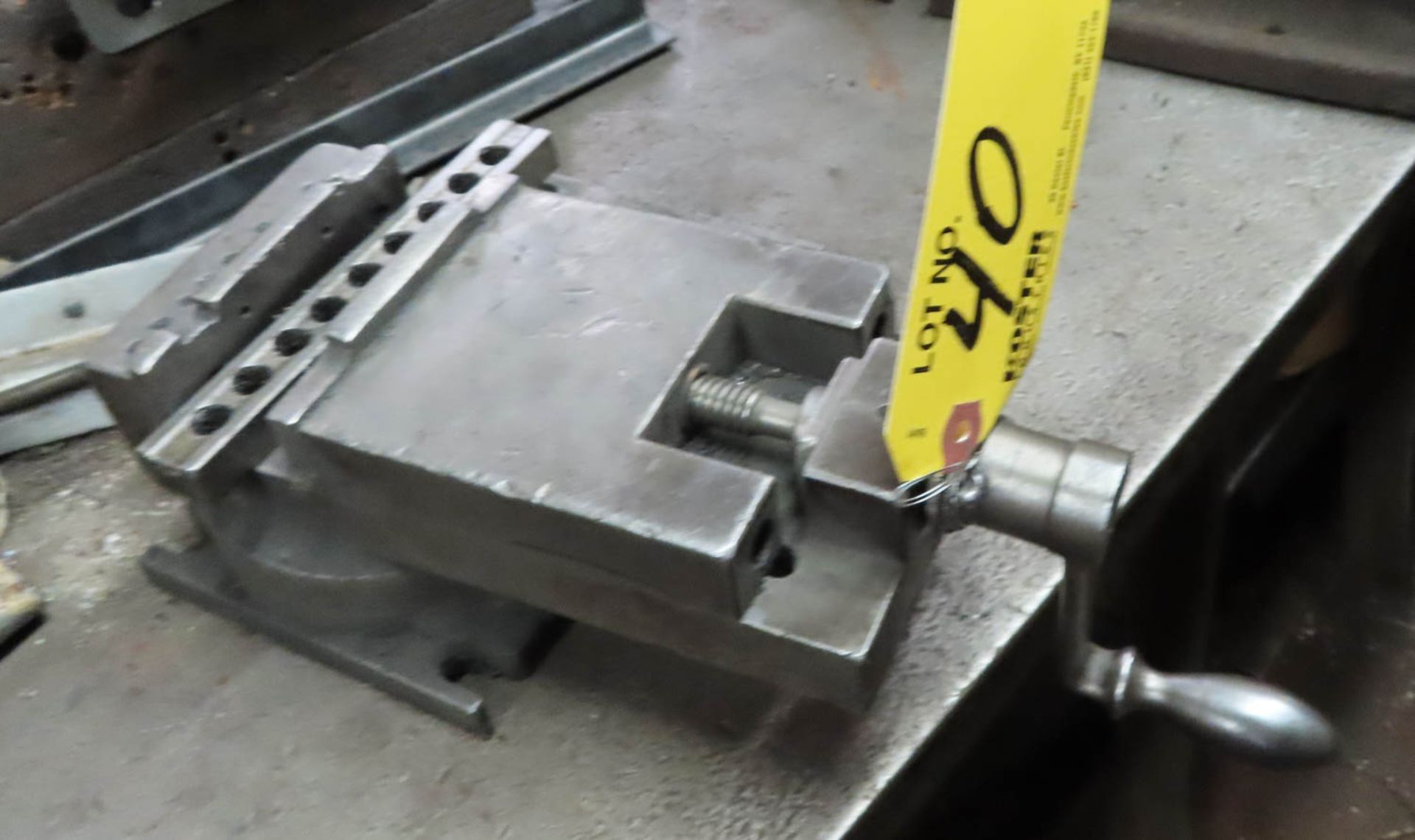 4" MACHINE VISE