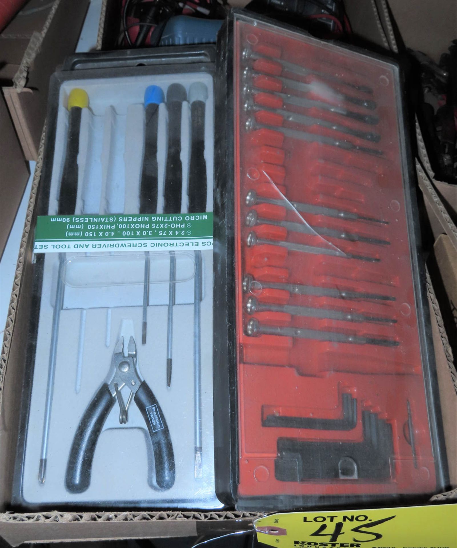 ASSORTED MINI SCREWDRIVERS