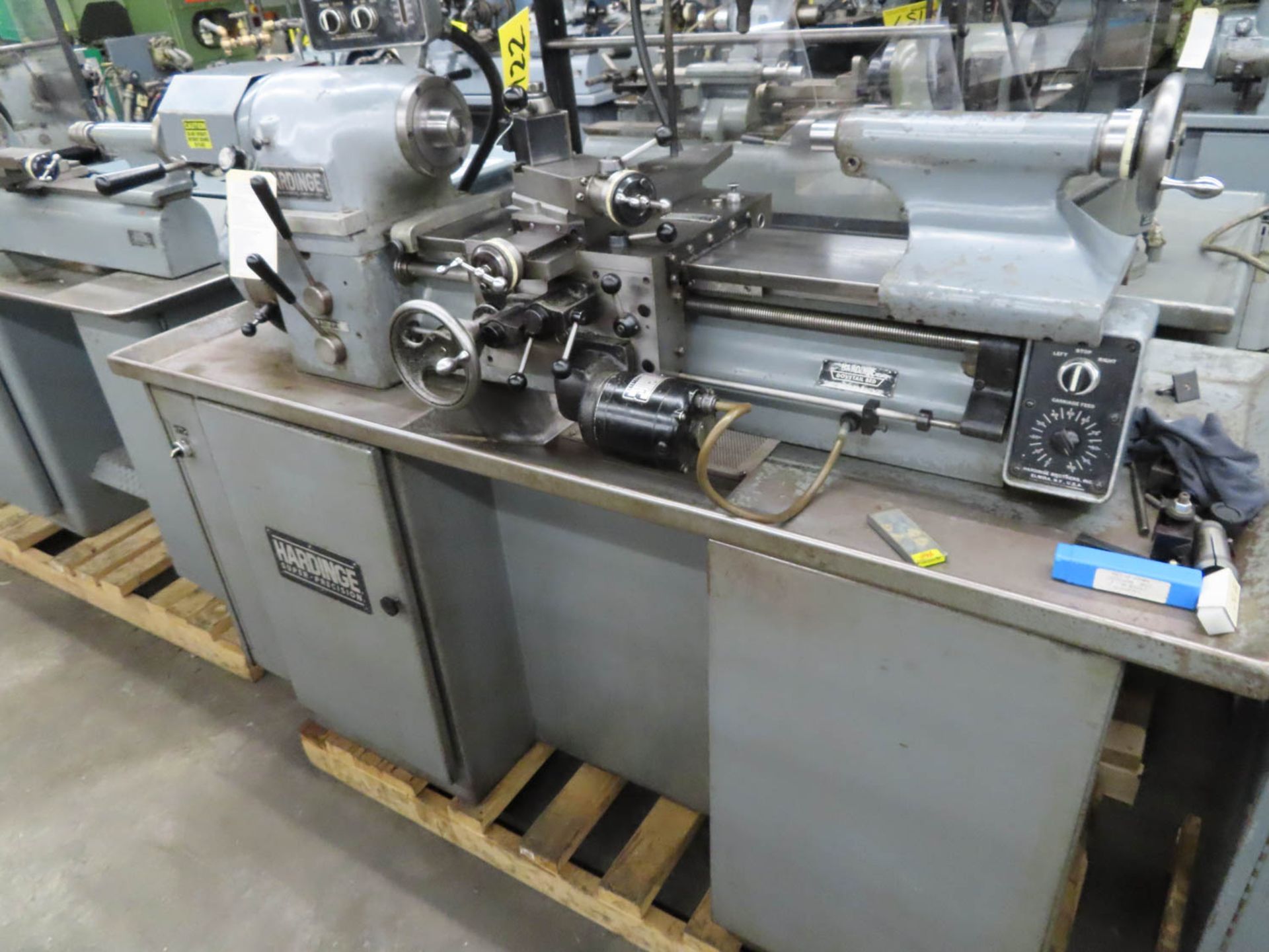 HARDINGE HLV-H SUPER PRECISION TOOLROOM LATHE 11" X 18", 230 VOLTS / 3 PHASE / 60HZ, SWING OVER BED: - Image 2 of 2