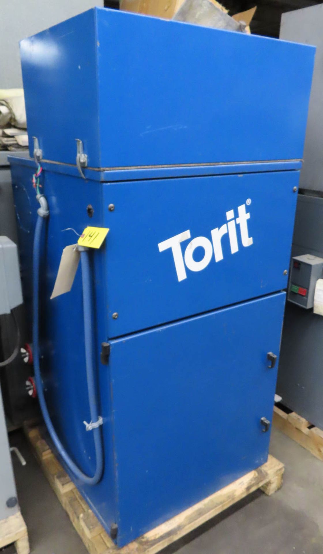 TORIT MDL. 80 3HP CABINET TYPE DUST COLLECTOR, 240/440 VOLT / 3 PHASE / 60 HZ, CAPACITY: 400-580