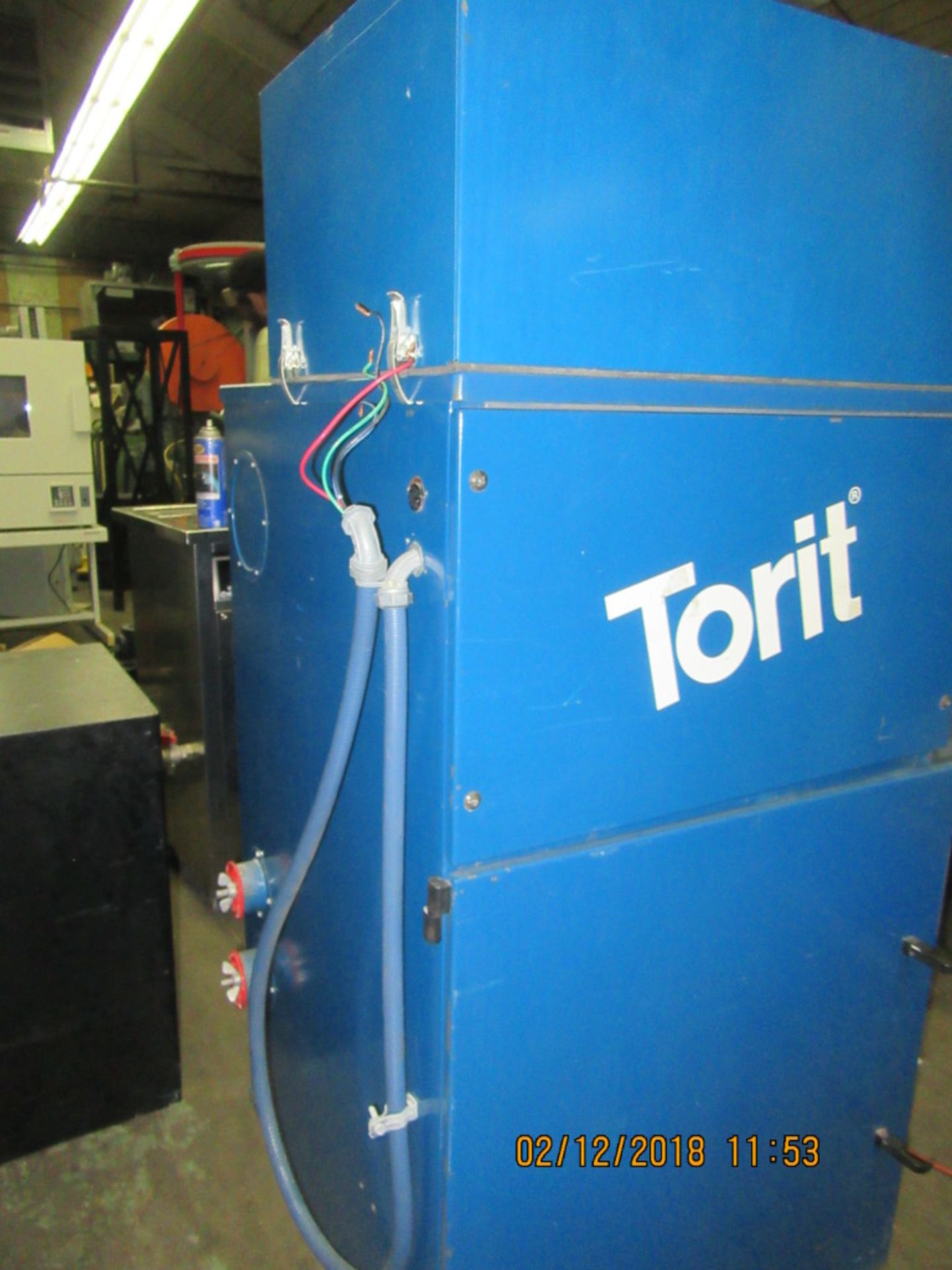 TORIT MDL. 80 3HP CABINET TYPE DUST COLLECTOR, 240/440 VOLT / 3 PHASE / 60 HZ, CAPACITY: 400-580 - Image 2 of 10