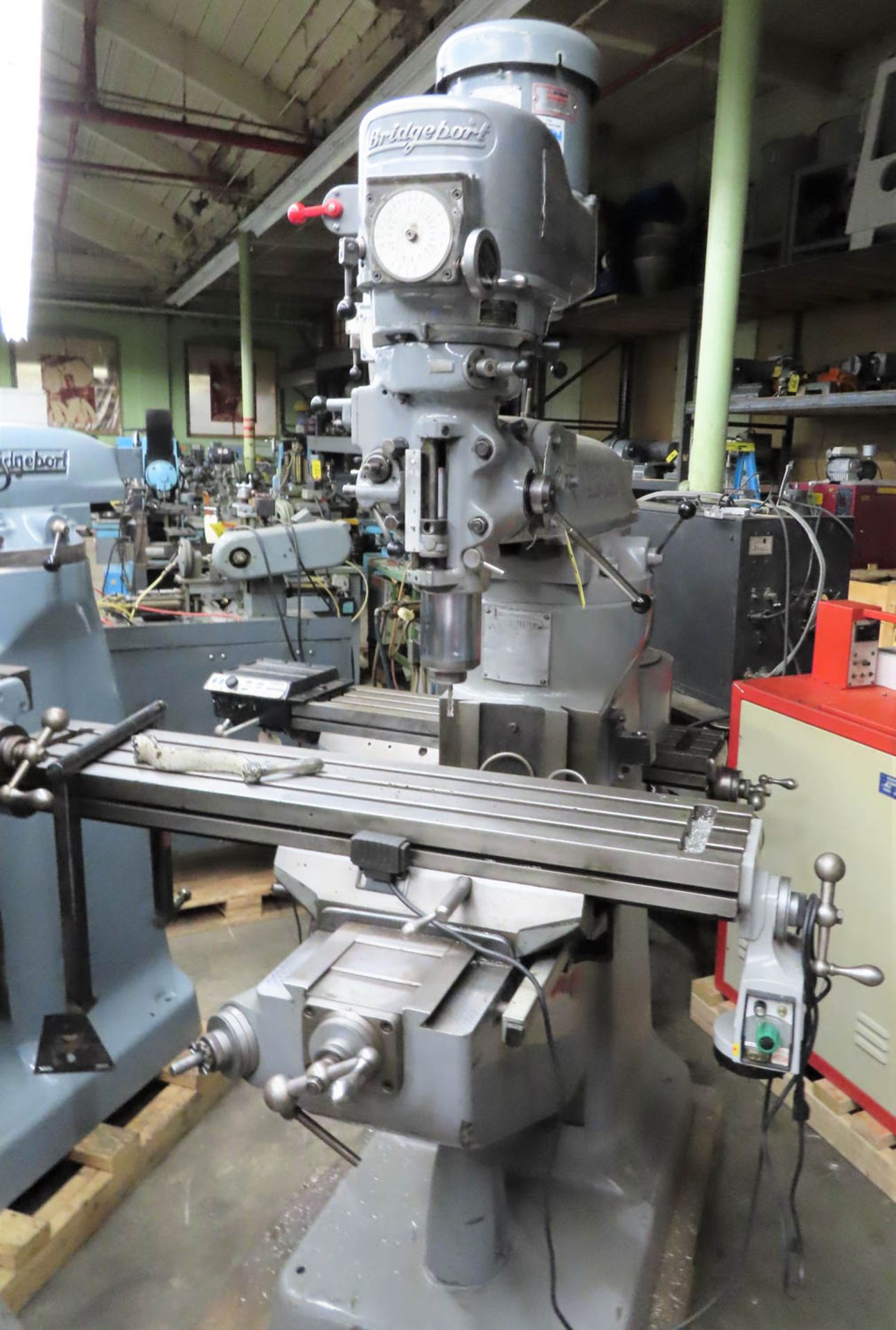 BRIDGEPORT MDL. BR2J SERIES 1, VARIABLE SPEED, RAM TYPE VERTICAL TURRET MILLING MACHINE, 220V/3PH/