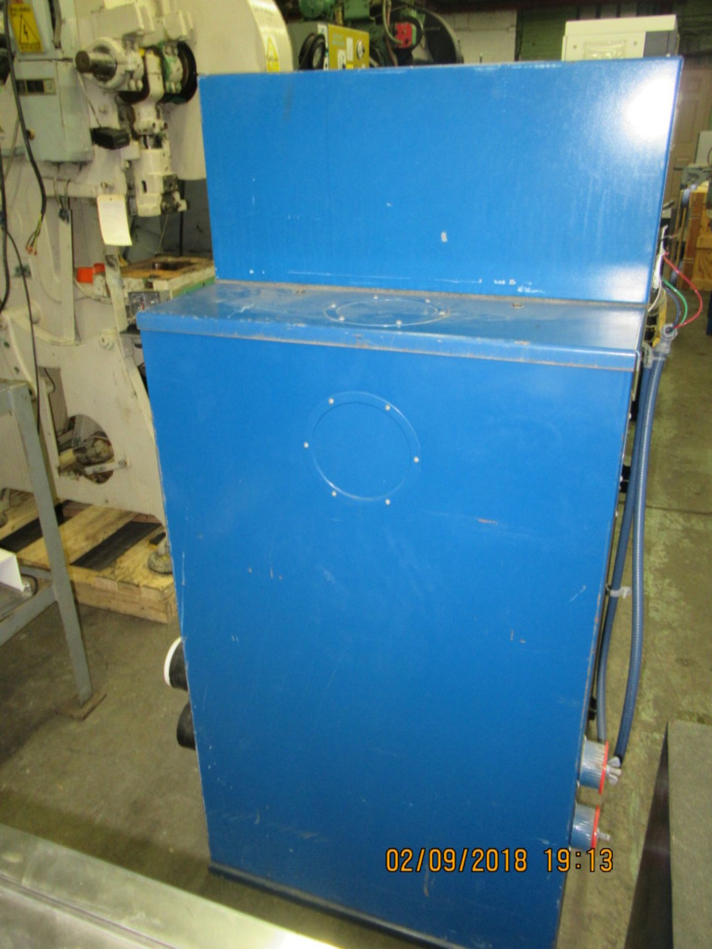 TORIT MDL. 80 3HP CABINET TYPE DUST COLLECTOR, 240/440 VOLT / 3 PHASE / 60 HZ, CAPACITY: 400-580 - Image 7 of 10