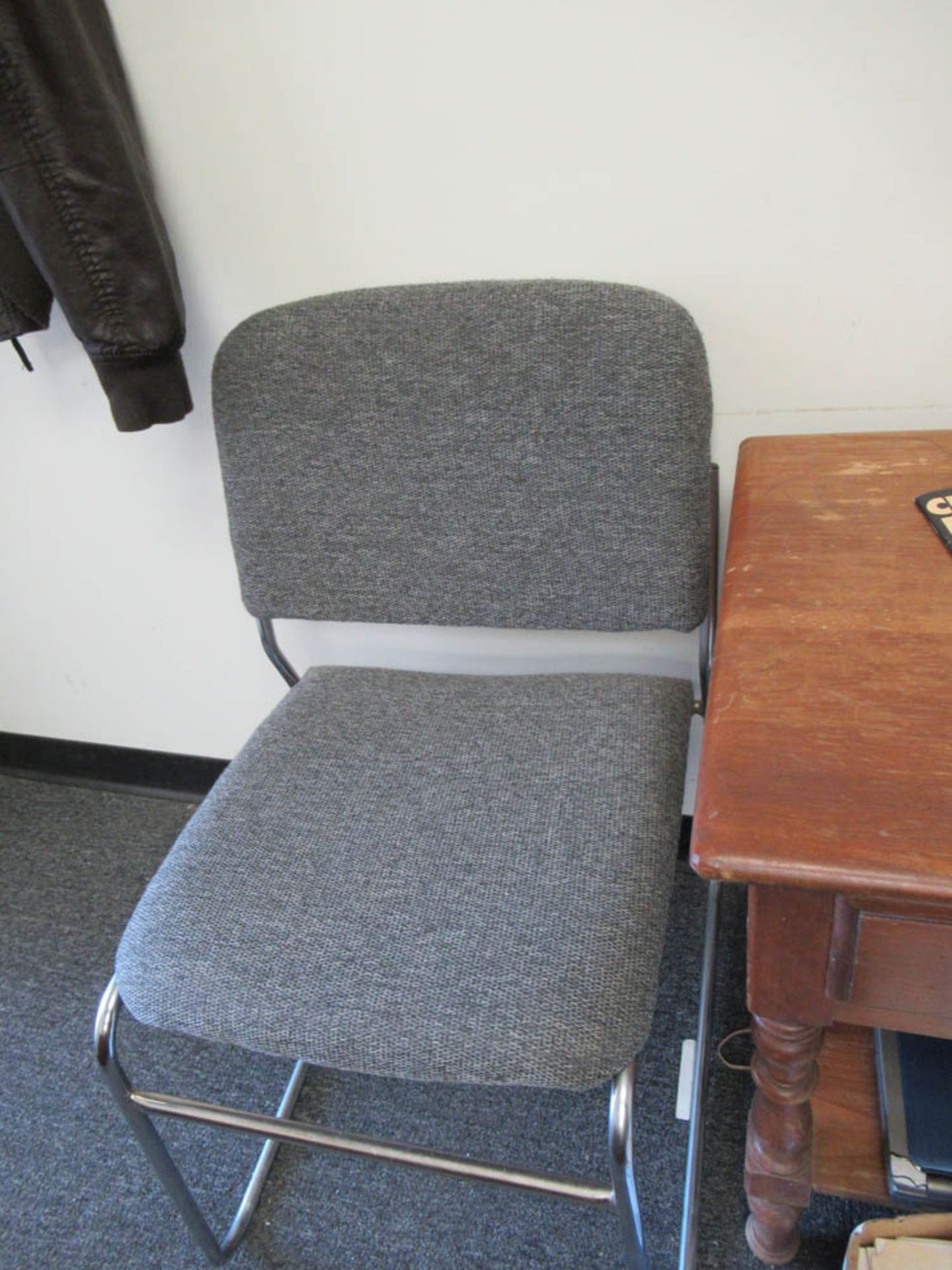 DESK, CHAIR, 4-DRAWER FILE CABINET, [2] SIDE CHAIRS (NO COMPUTER) [LOCATED IN CLIFTON, NJ] - Image 5 of 5