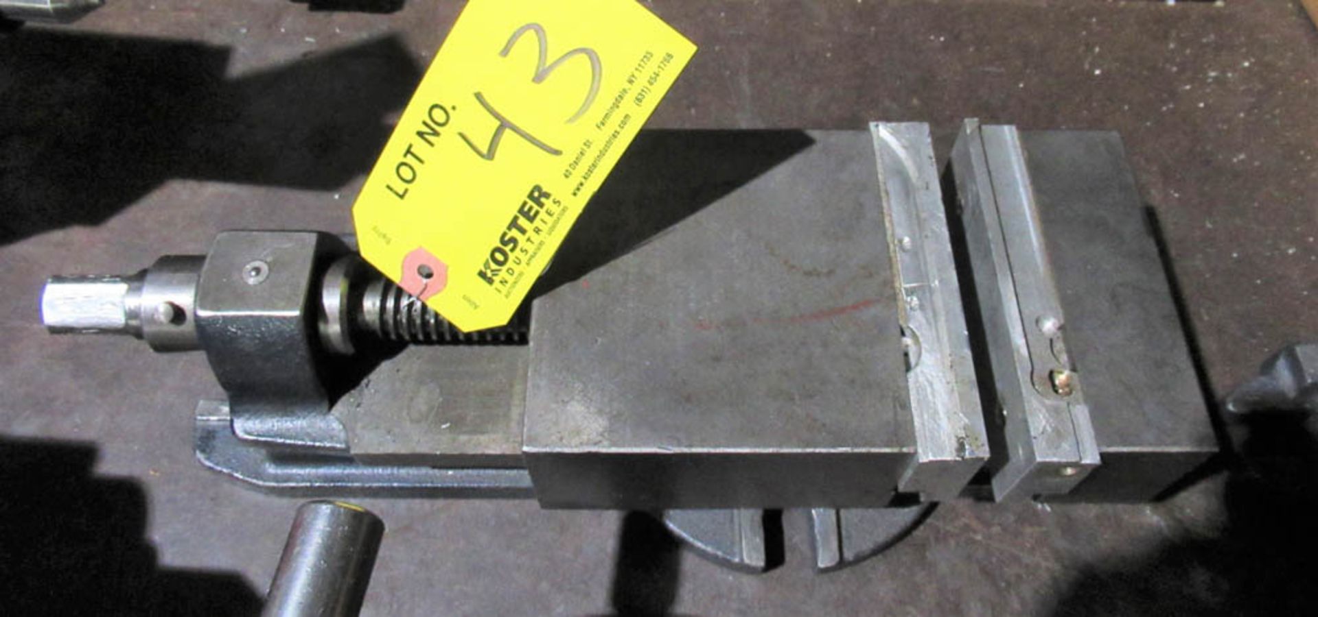 4" MACHINE VISE [LOCATED IN CLIFTON, NJ]