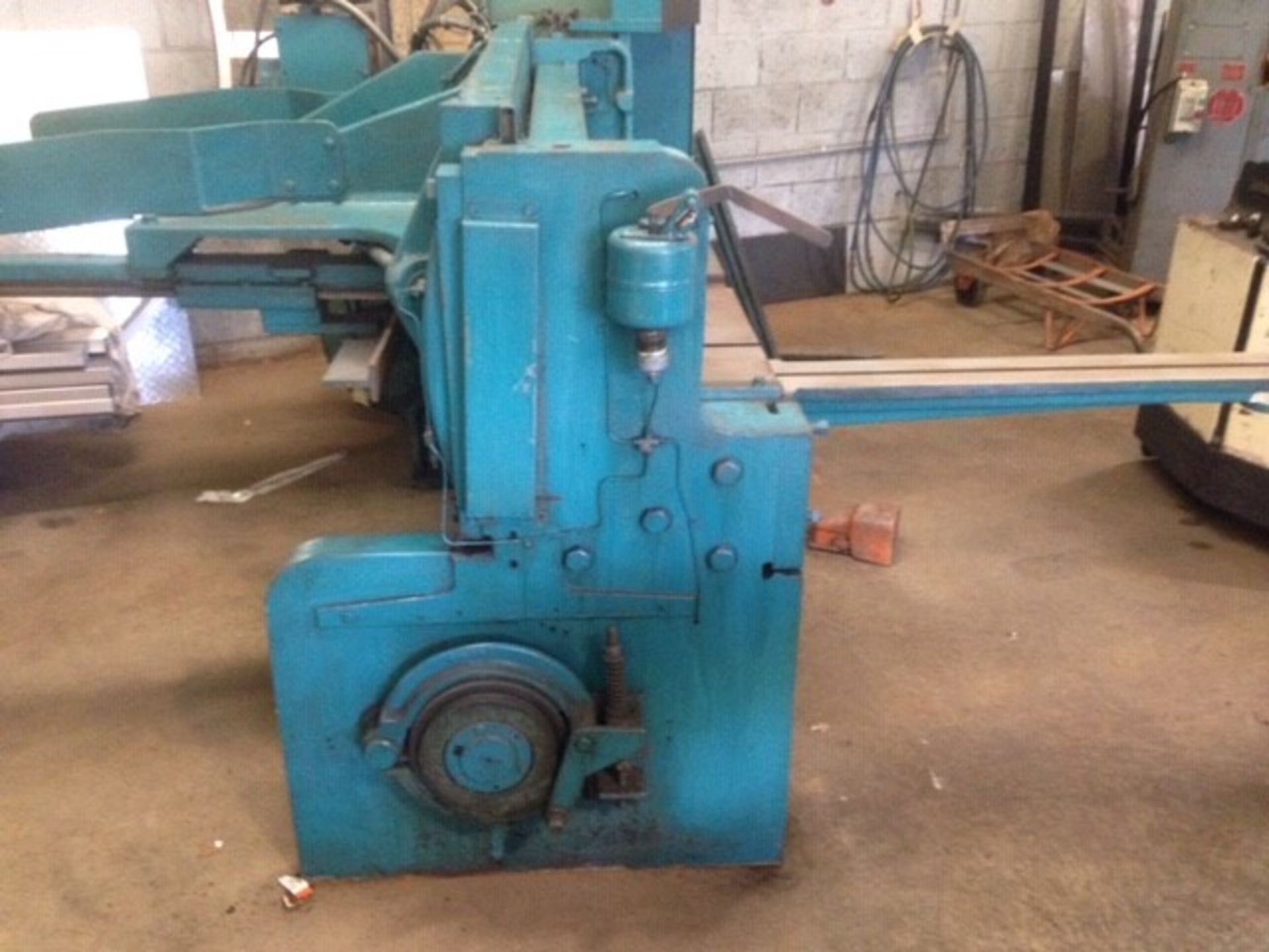 52" X 10GA WYSONG & MILES MDL. 1052 POWER SHEAR, S/N: P58-351 [LOCATED IN SOUTH NEW JERSEY] - Image 2 of 3