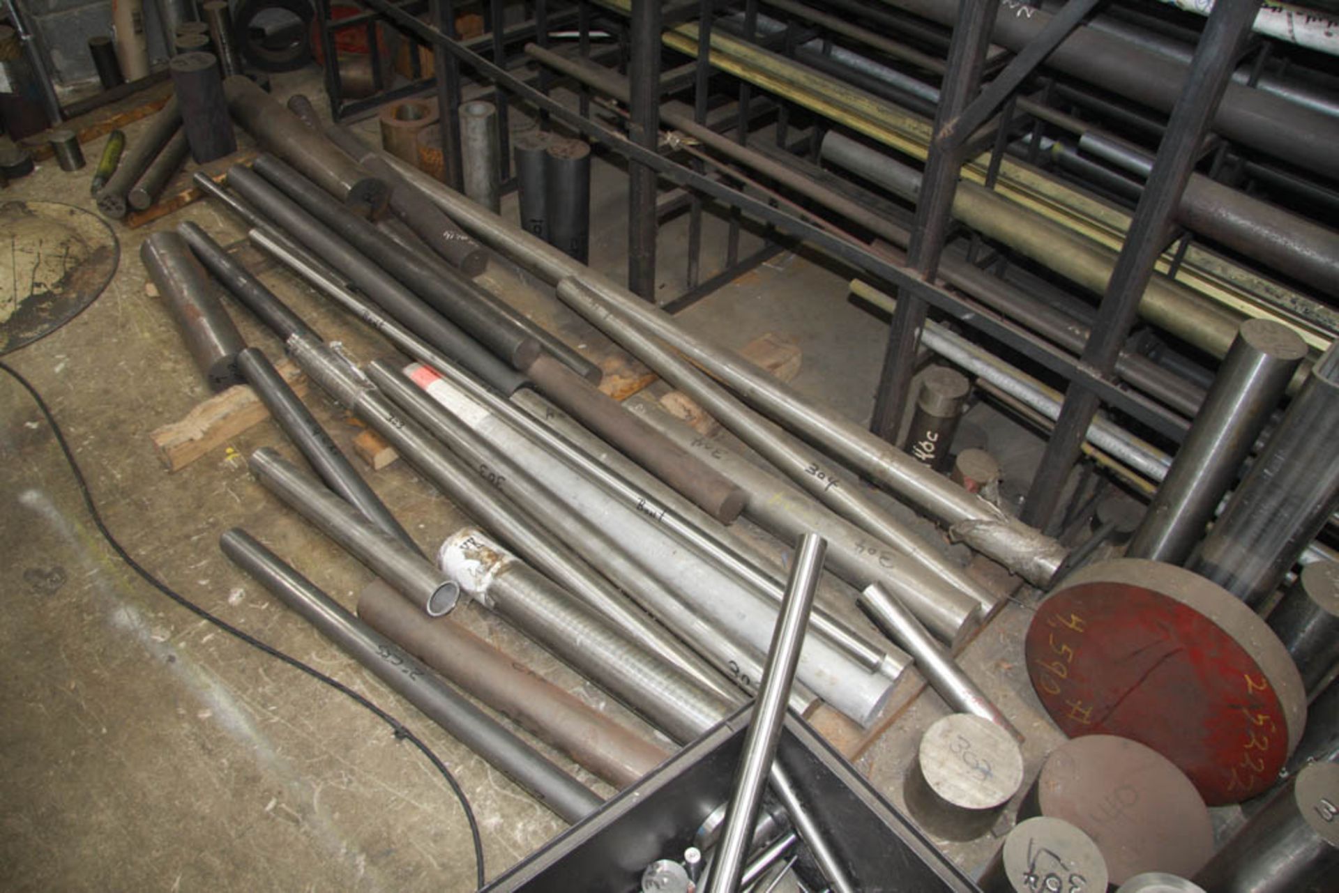 [2] STEEL RACKS, WITH CONTENTS (ON RACKS & FLOOR AROUND RACKS ONLY), INCLUDING: STEEL ROUND BAR, - Image 6 of 6