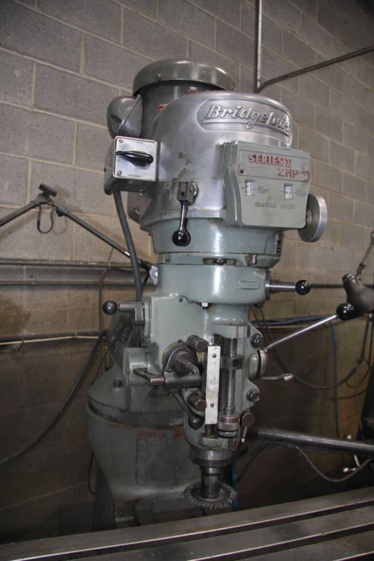 2HP BRIDGEPORT "SERIES I" VARI-SPEED VERTICAL MILL, 9" X 48" POWER FEED TABLE, R8 SPINDLE, 60-4200 - Image 4 of 6