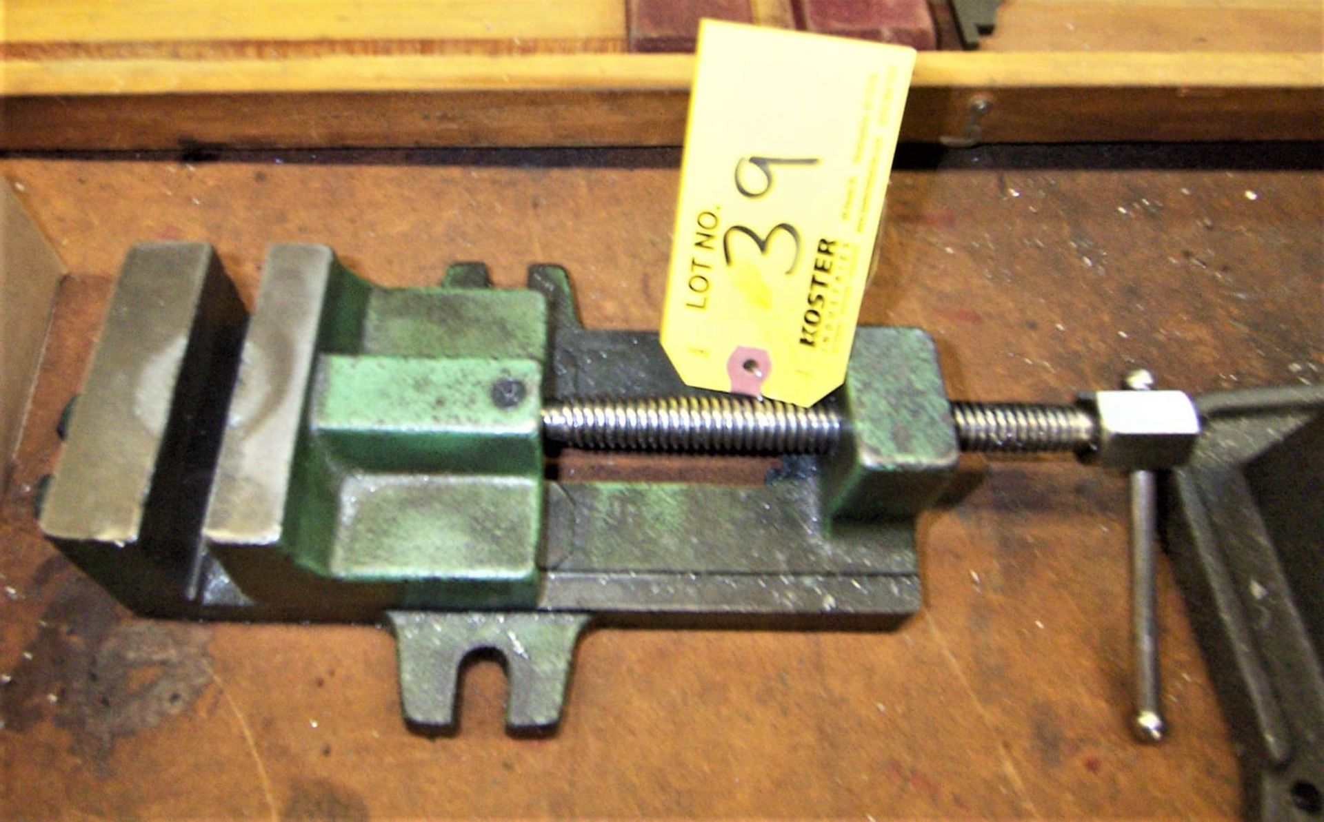 4" MACHINE VISE