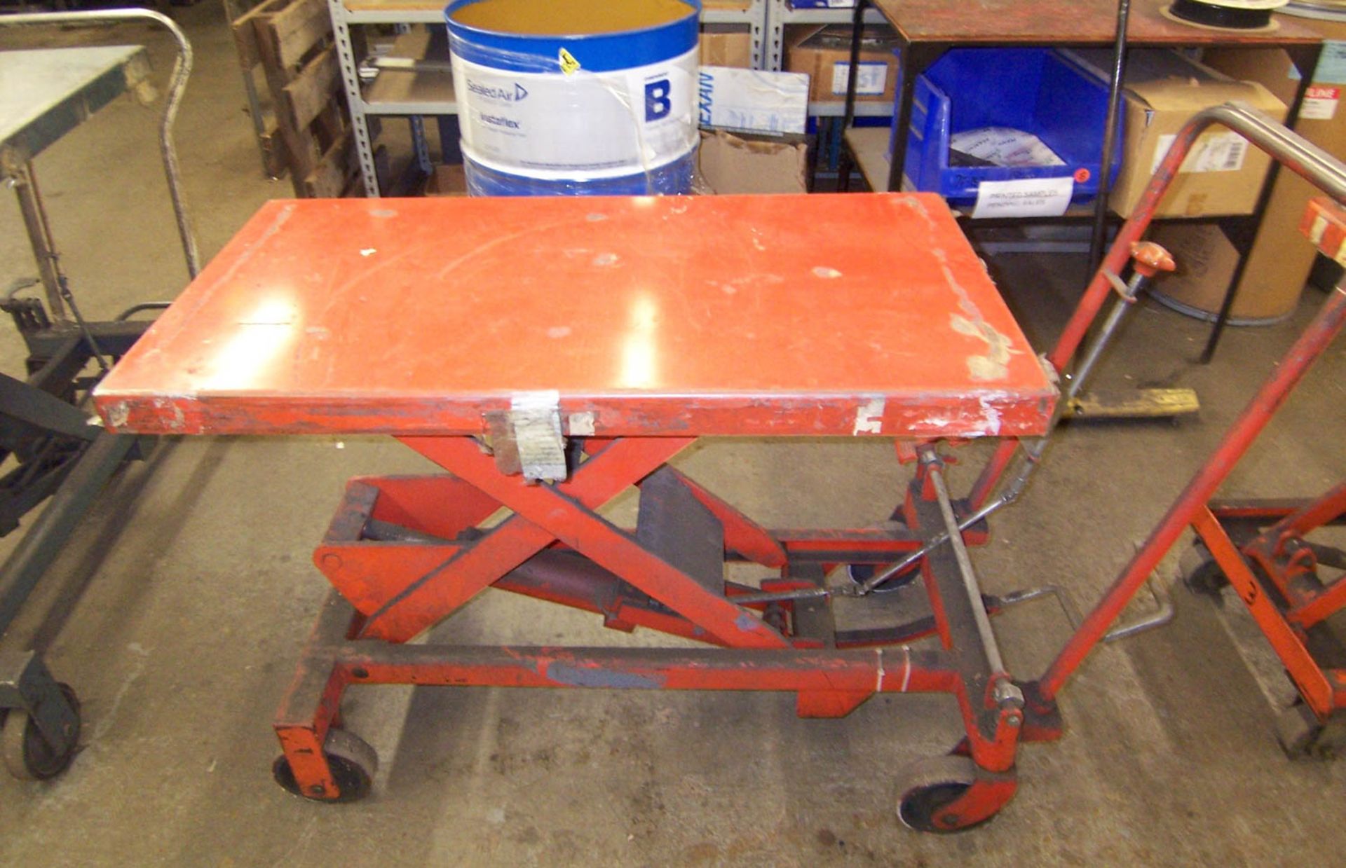 WEL-BILT PORTABLE SCISSOR LIFT