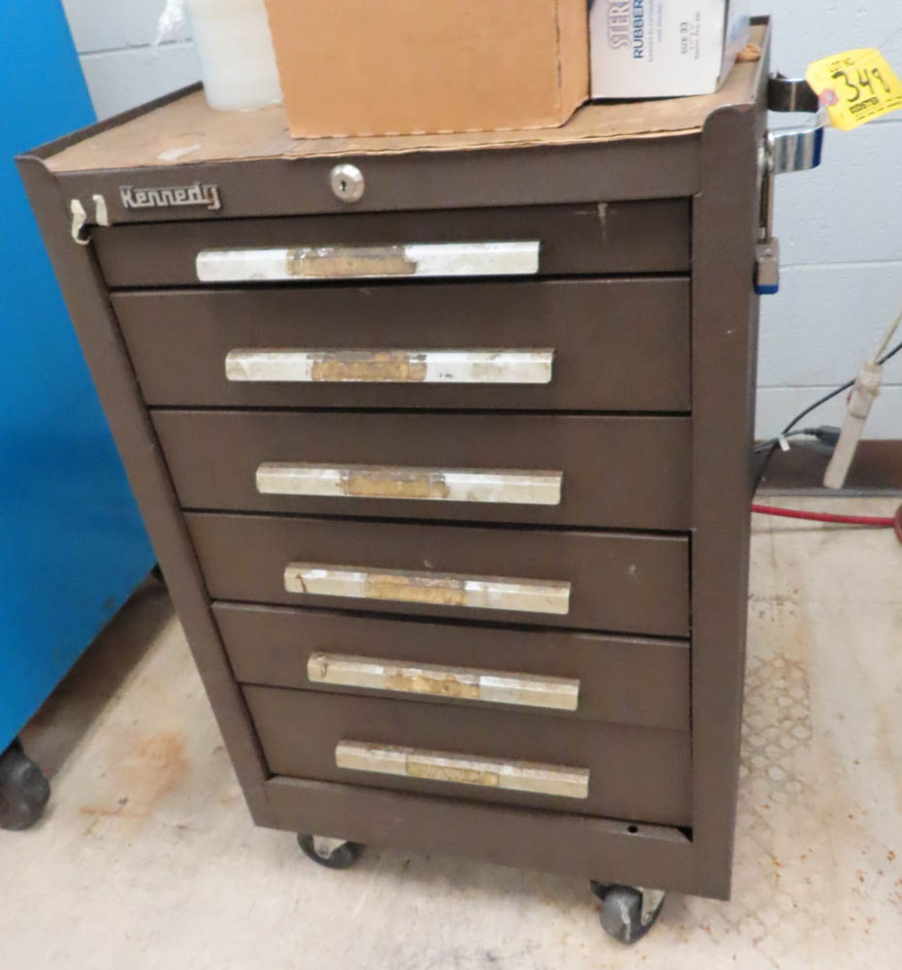 KENNEDY 6-DRAWER ROLLING TOOL BOX