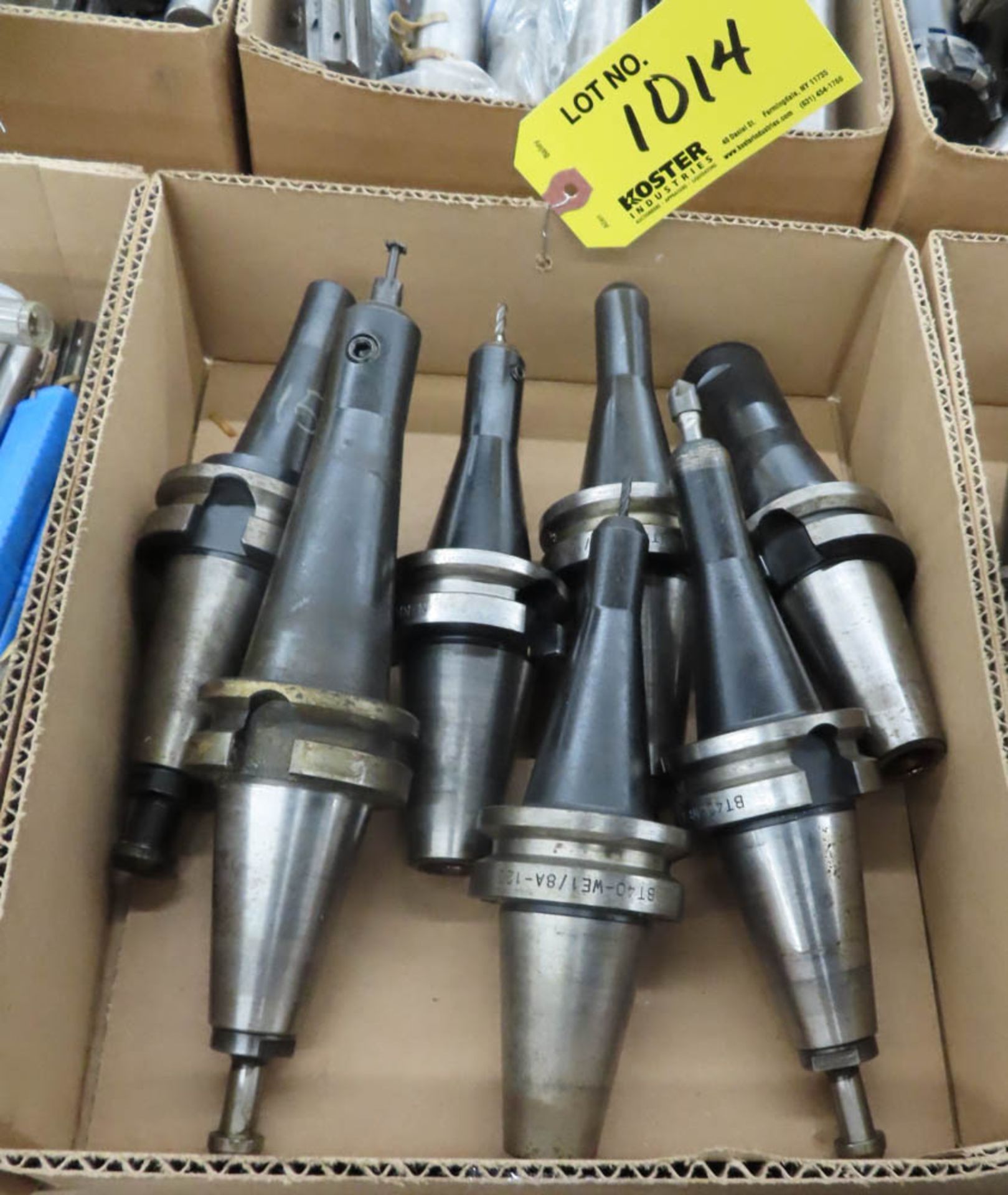 LOT OF ASSORTED BT40 TOOL HOLDERS