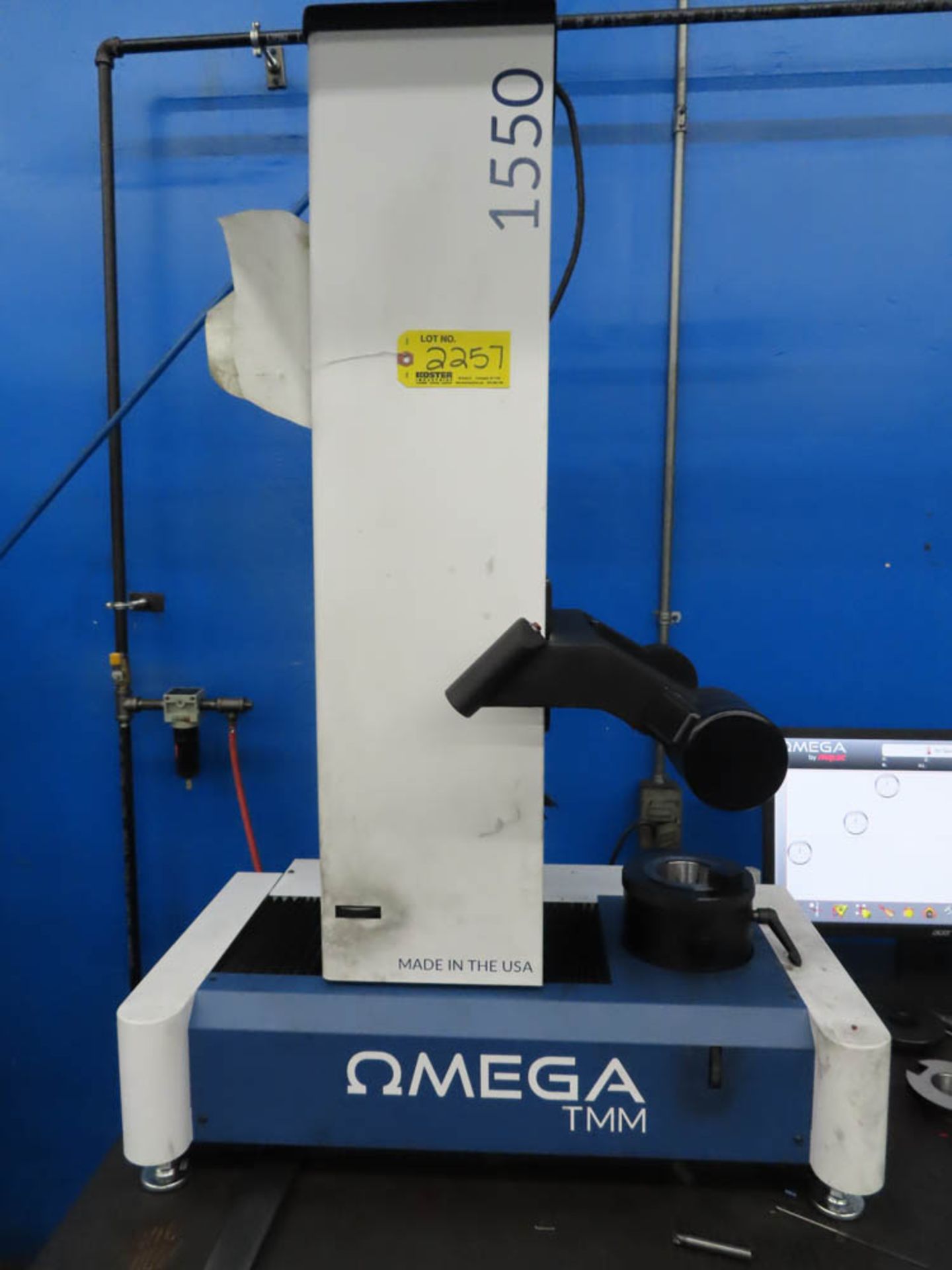 QMEGA TMM 1550 TOOL SETTER & BENCH