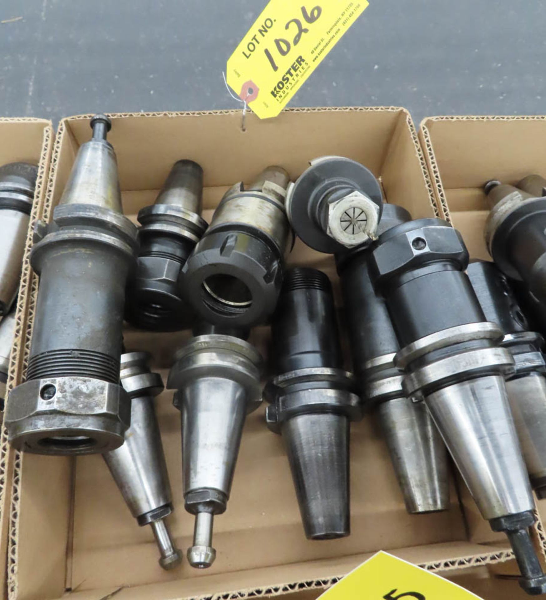 LOT OF ASSORTED BT40 TOOL HOLDERS