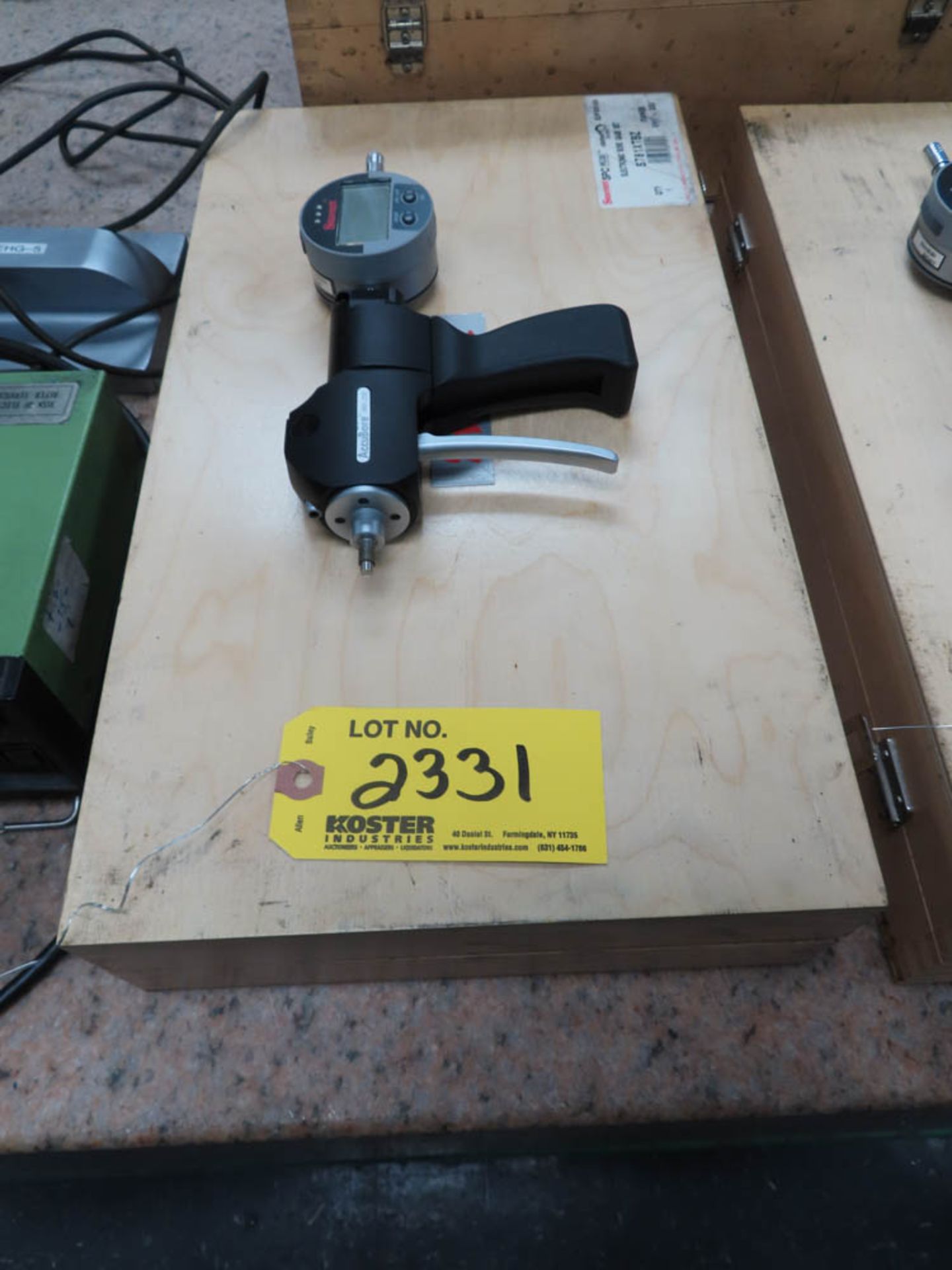 STARRETT ACCU BORE GAGE & CASE