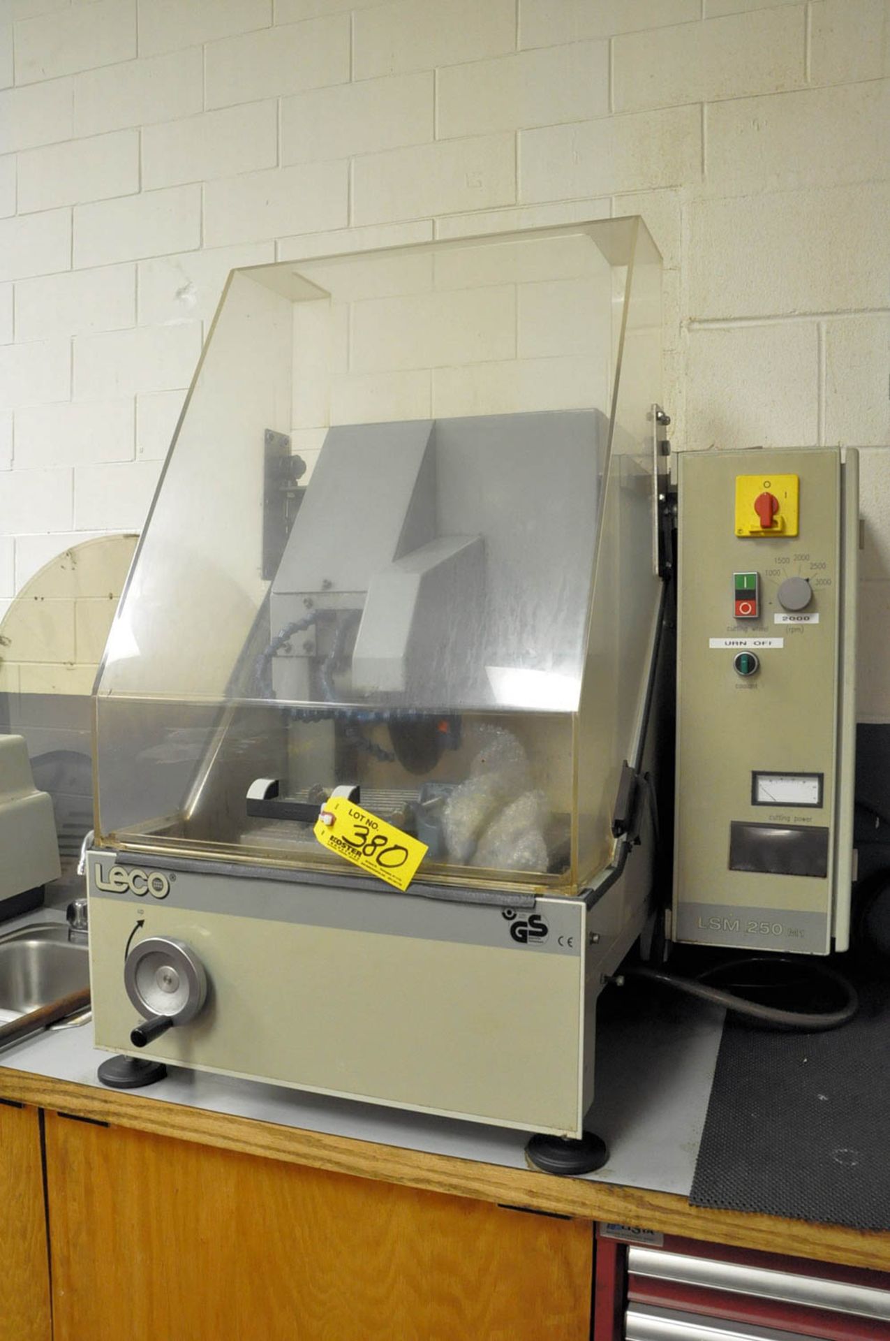 LECO MDL. LSM 250 M1, ENCLOSED 12" ABRASIVE CUTOFF SAW, S/N: N/A (2000), 14" X 16" WORK SURFACE, ( - Image 2 of 3