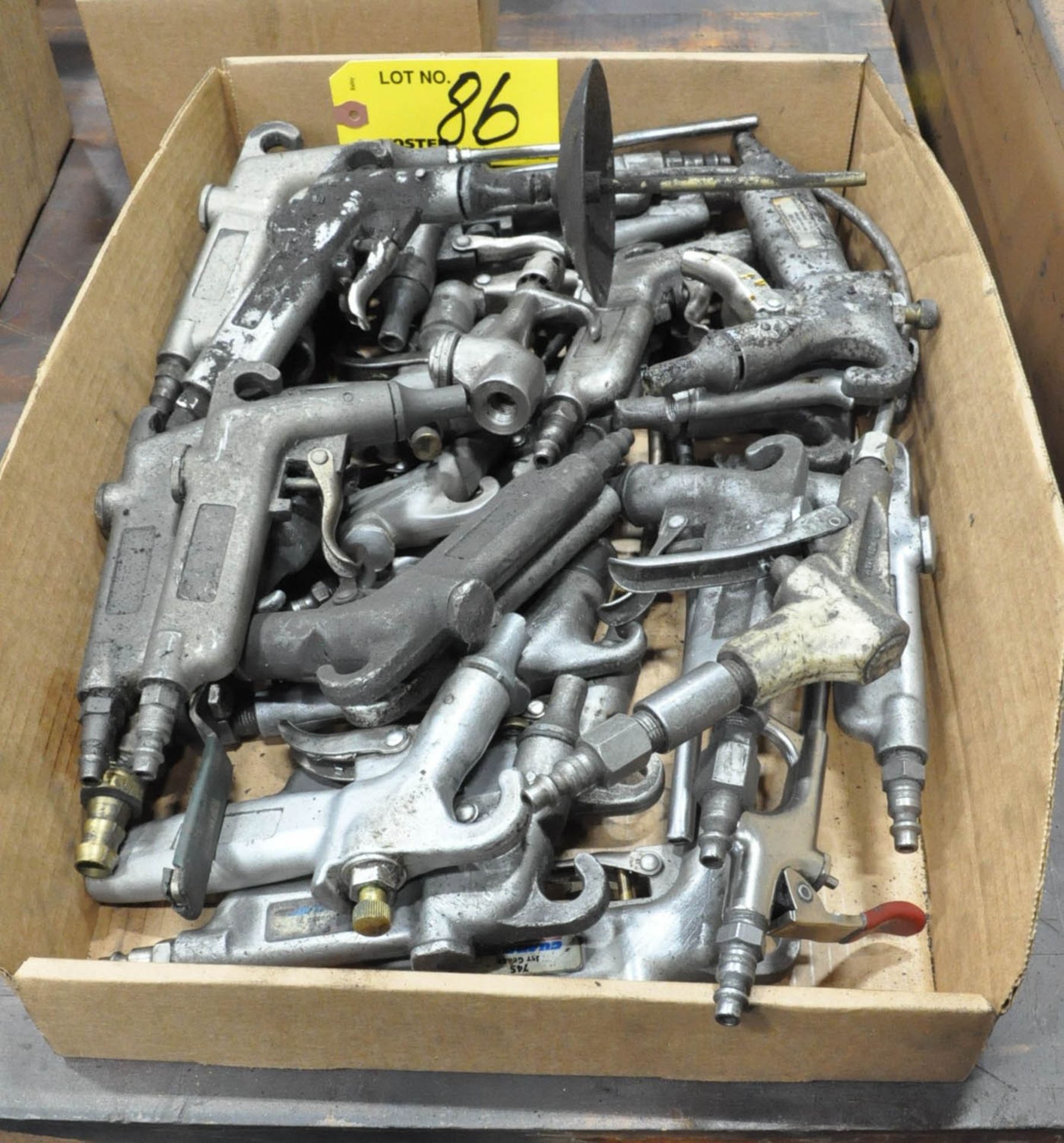 PNEUMATIC BLOW-OFF TOOLS IN (1) BOX, (TOOL ROOM-TIFFIN)