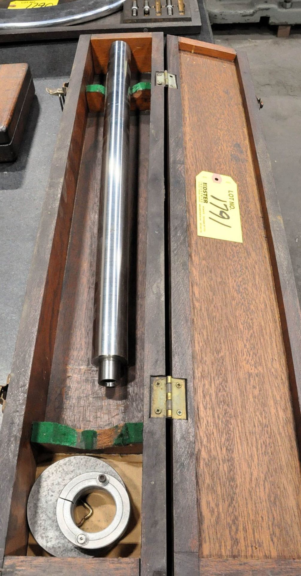 1 1/2" DIAMETER X 22" LONG CYLINDRICAL TYPE GAGE WITH CASE, (TOOL ROOM-TIFFIN)