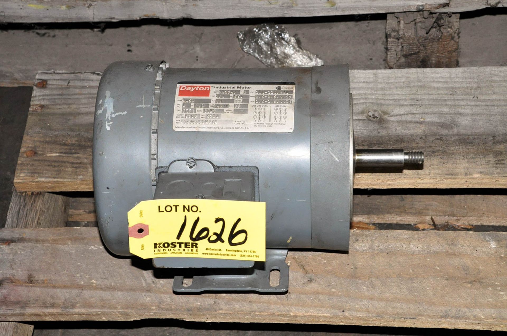 DAYTON 3/4-HP 3-PH MOTOR, (TOOL ROOM-TIFFIN)