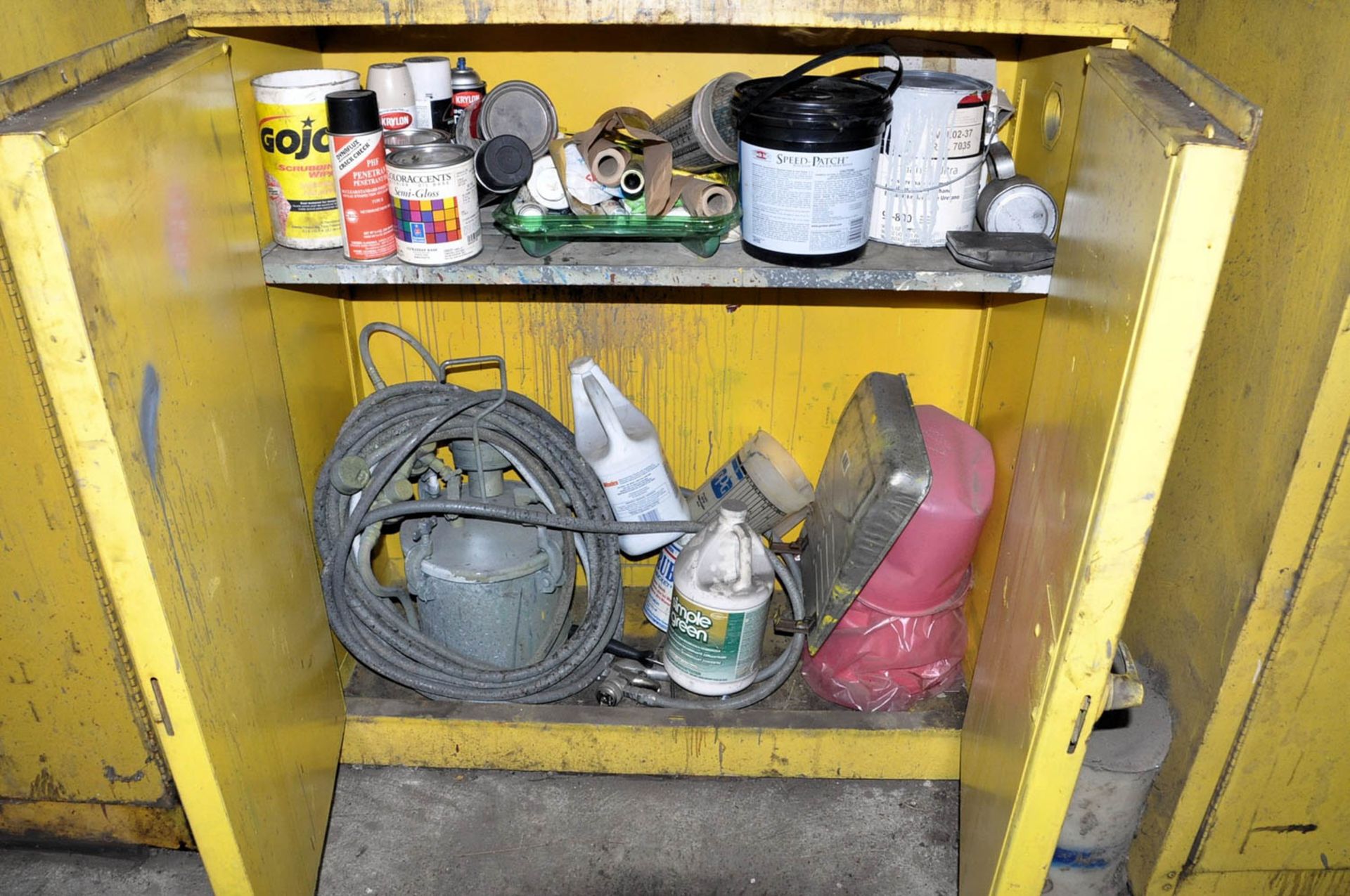 2-DOOR SHORT SAFETY CABINET WITH CONTENTS, (MUST TAKE CONTENTS), (TOOL ROOM-TIFFIN) - Image 2 of 2