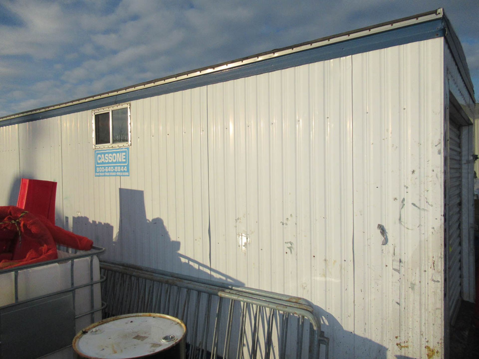 APPROXIMATELY 14' INSULATED CONTAINER / TRAILER [LOCATED @ MARINE PARKWAY BRIDGE - QUEENS SIDE] - Image 3 of 4