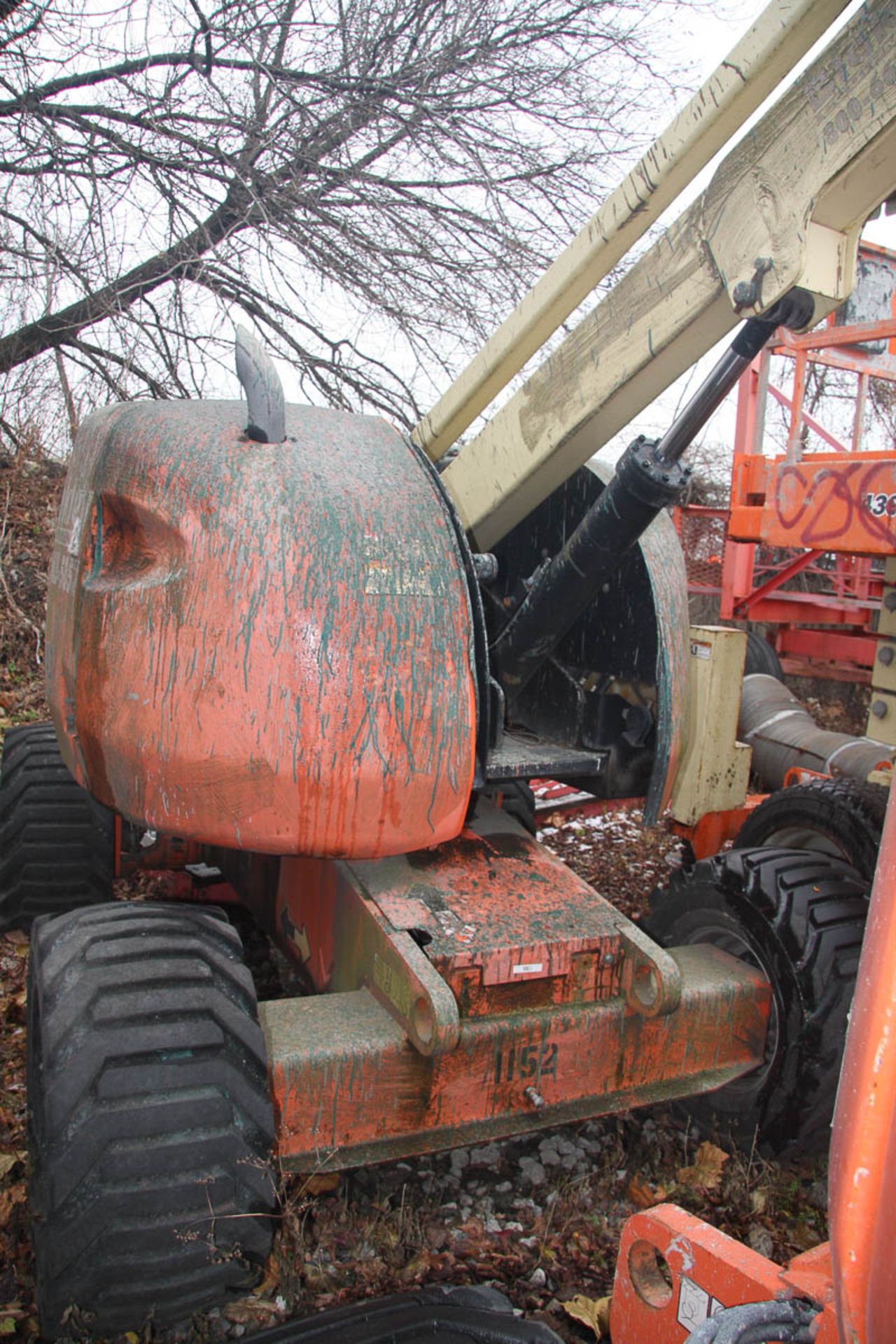 2002 JLG 450AJ SEIRES II BOOM LIFT, DIESEL, WITH 45' MAX HEIGHT, 500# CAPACITY, 24' HORIZONTAL