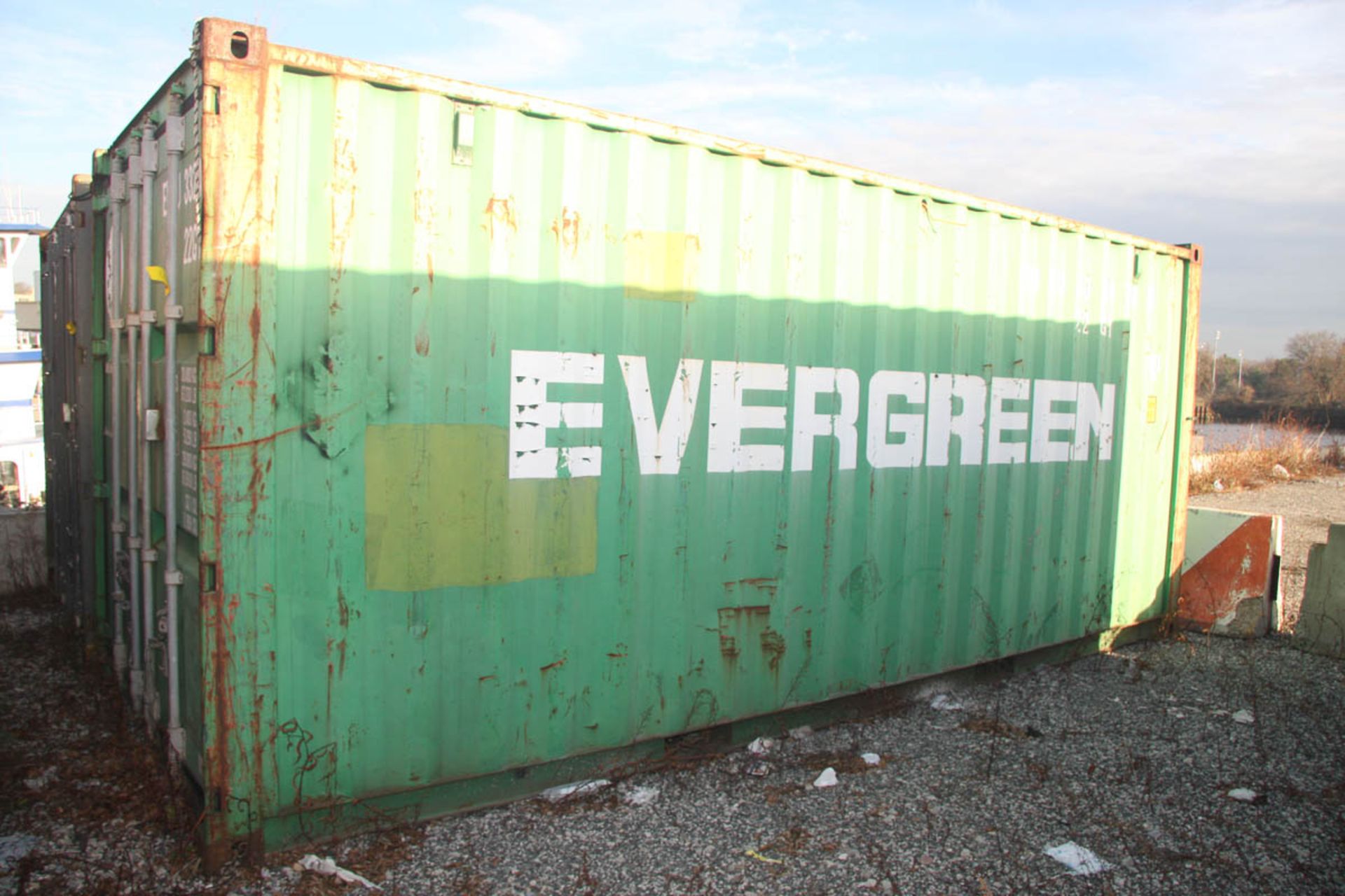 20' SHIPPING CONTAINER (EVERGREEN) [LOCATED @ 6 CANAL ROAD, PELHAM, NY (BRONX)]