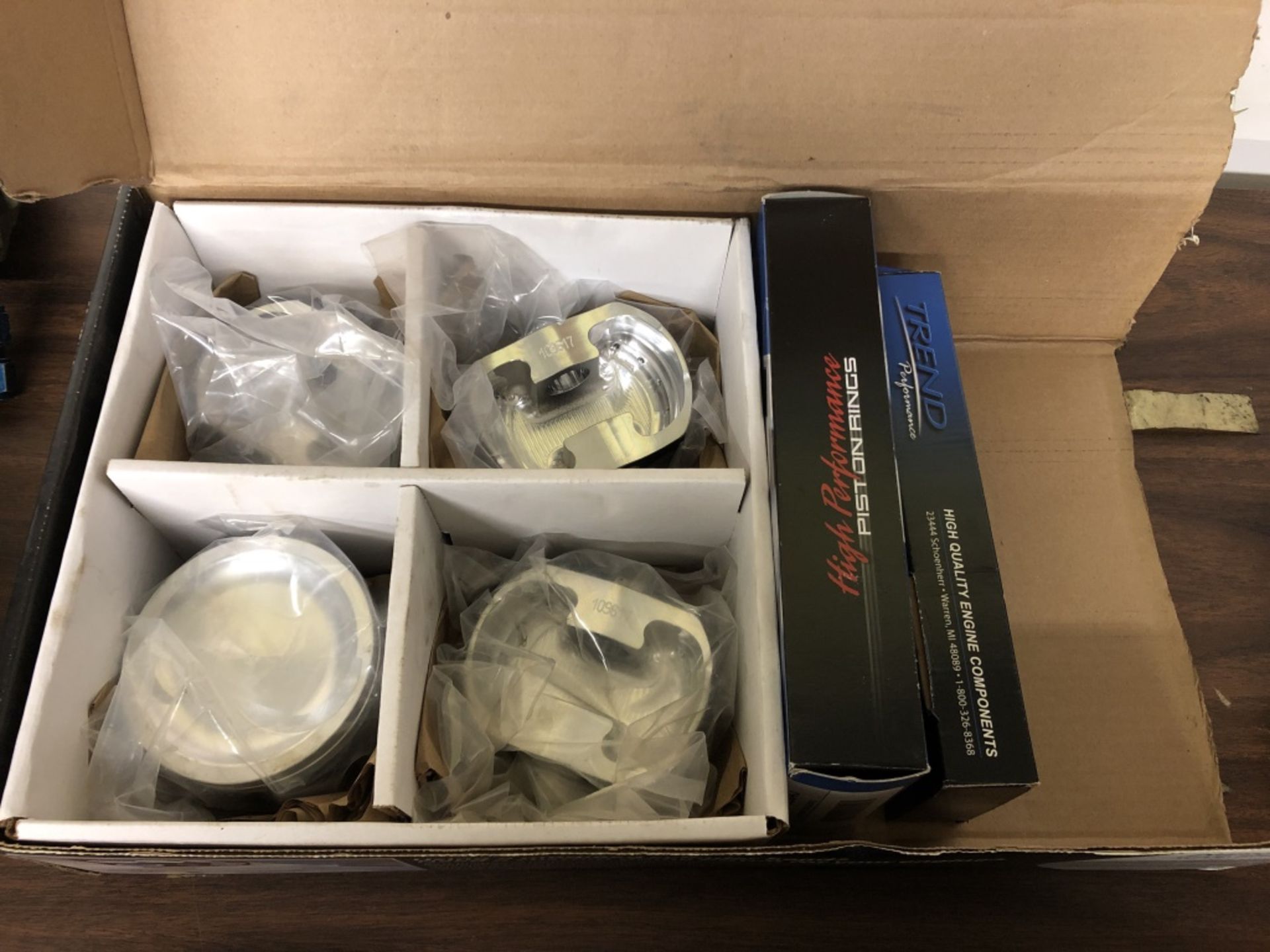 Diamond 4cyl Pistons Set, Unused in box - Image 2 of 3