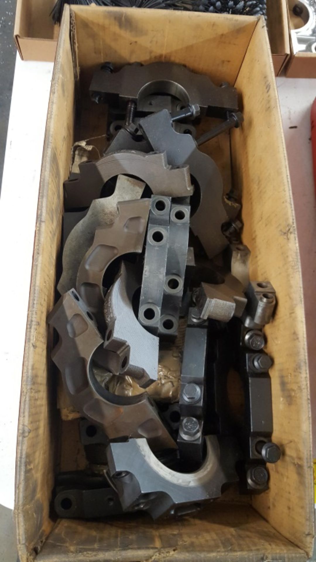 Box of Used Engine Main Caps. - Image 2 of 3