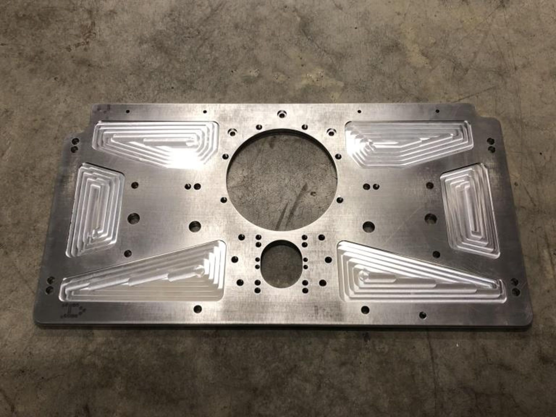 Aluminum Sprint Car Motor Plate - Image 3 of 3