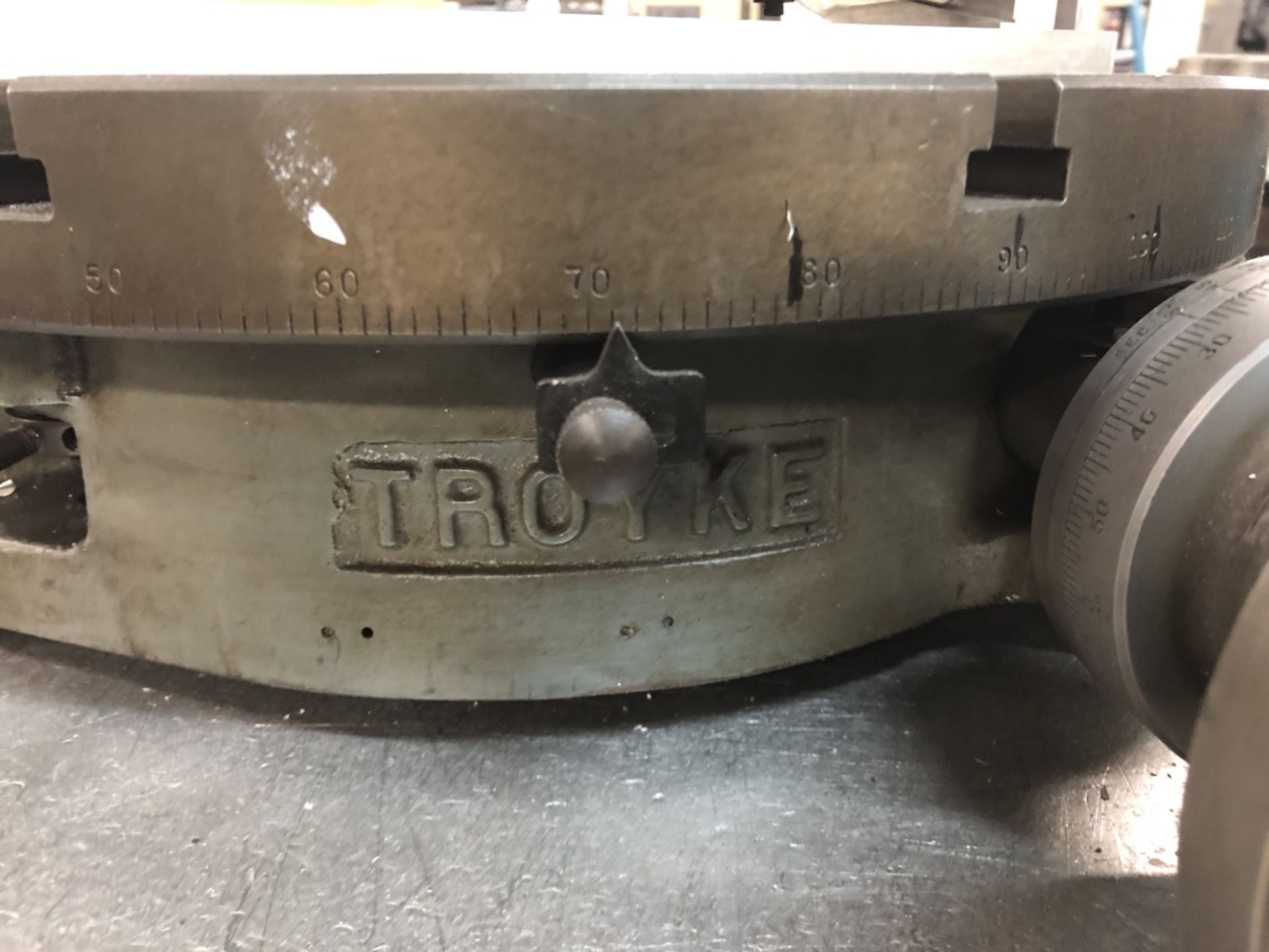 TRYOKE T-18 Rotary Table w/Alum attachment. - Image 4 of 4