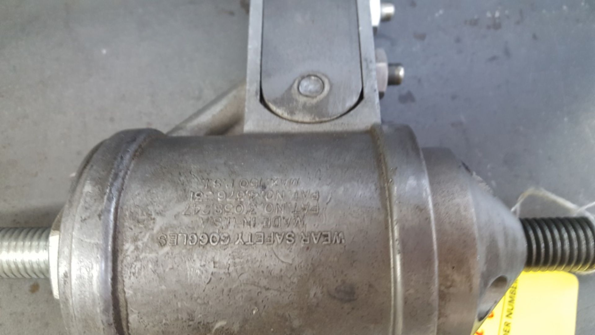 Regis RL700 Pneumatic Valve Spring Compressor - Image 2 of 2