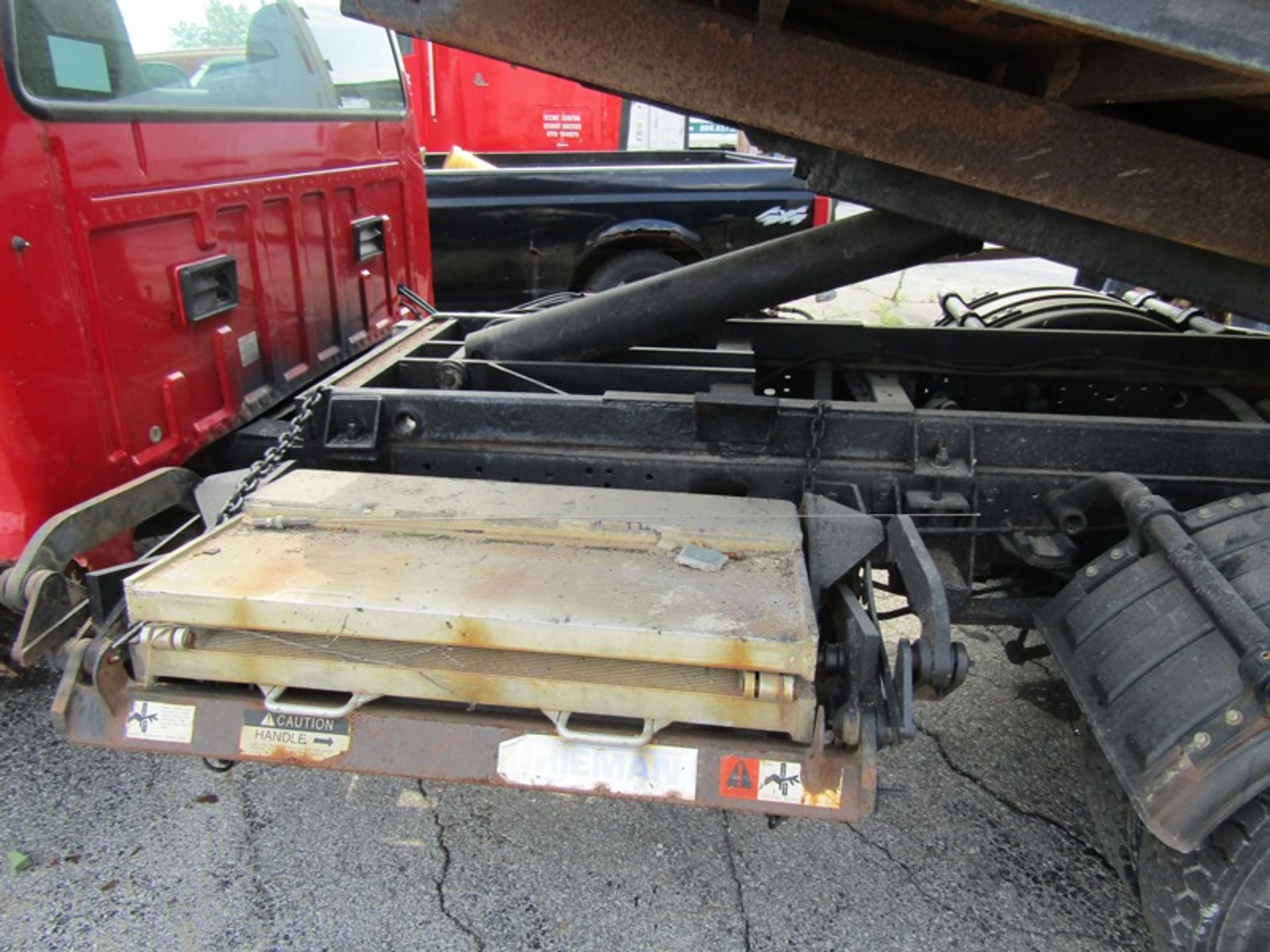 2001 Ford F550 Roll Off - Image 9 of 11
