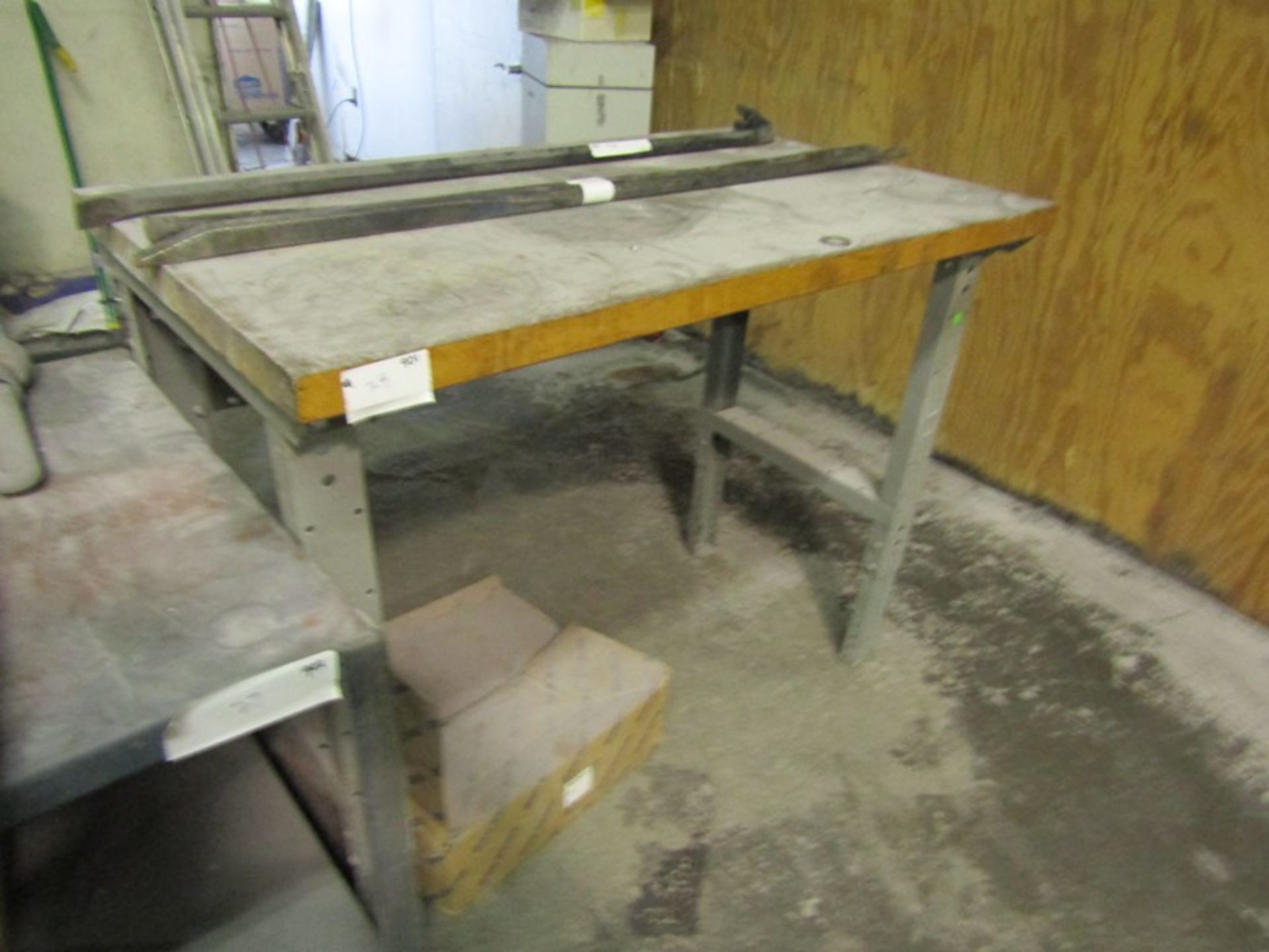 28”x48” Work Bench