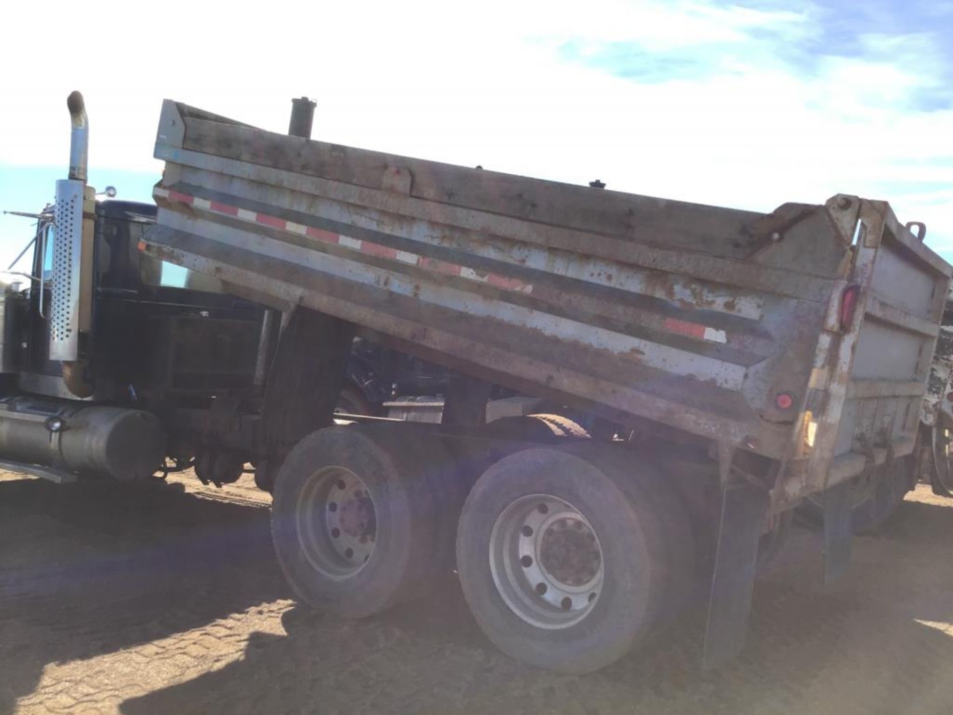 1996 Western Star T/A Dump Truck - Image 6 of 13