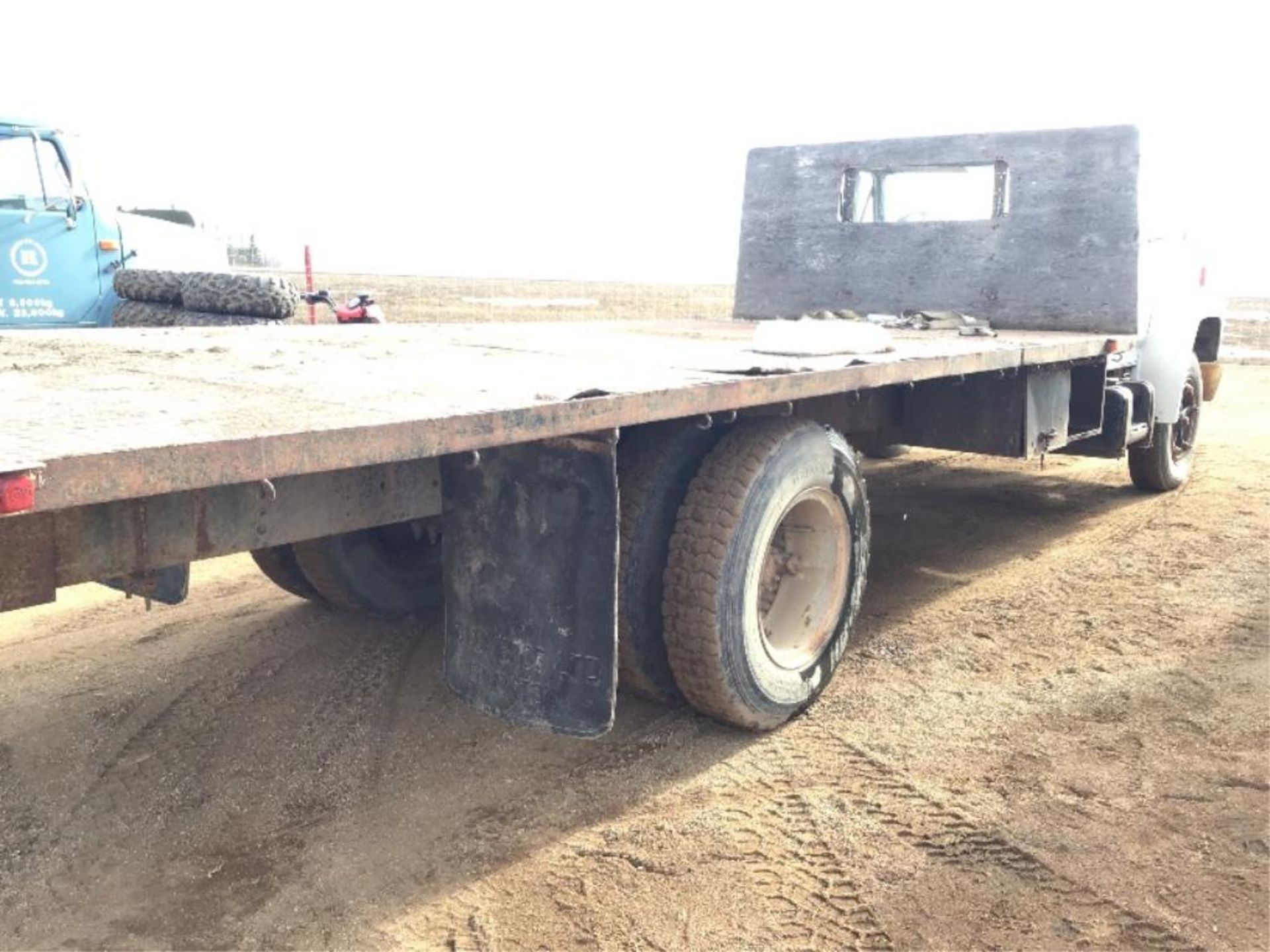 1980 Ford F600 S/A Deck Truck - Image 3 of 7